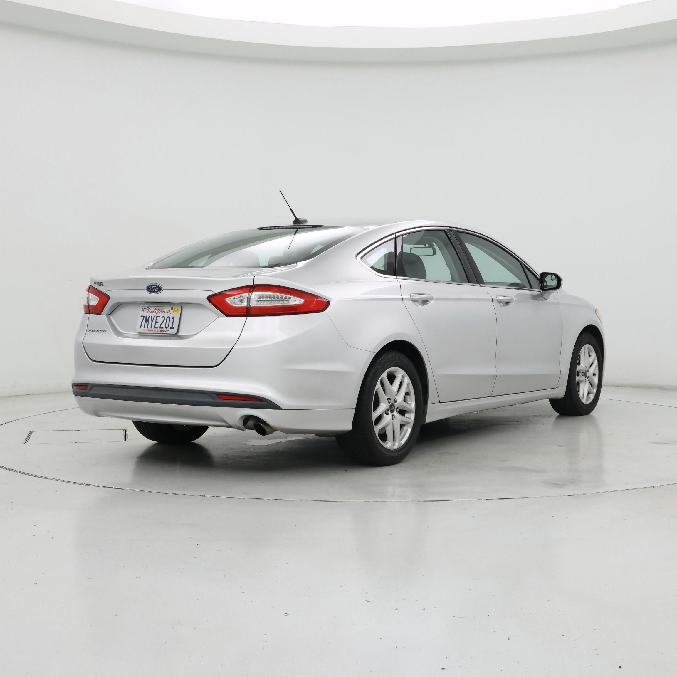 Thumbnail: 2014 Ford Fusion - 8