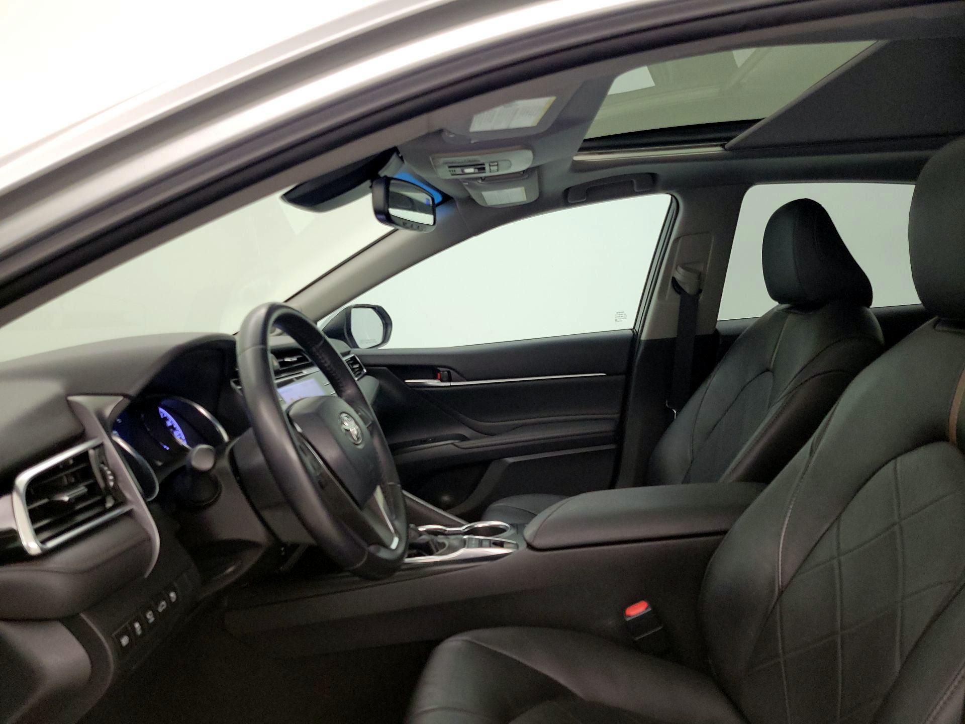 Thumbnail: 2018 Toyota Camry - 19