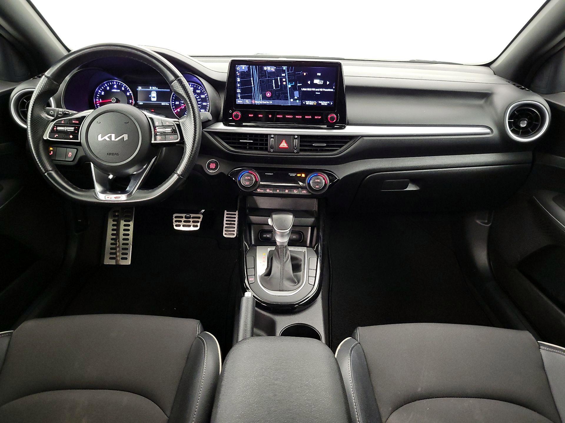Thumbnail: 2023 Kia Forte - 9