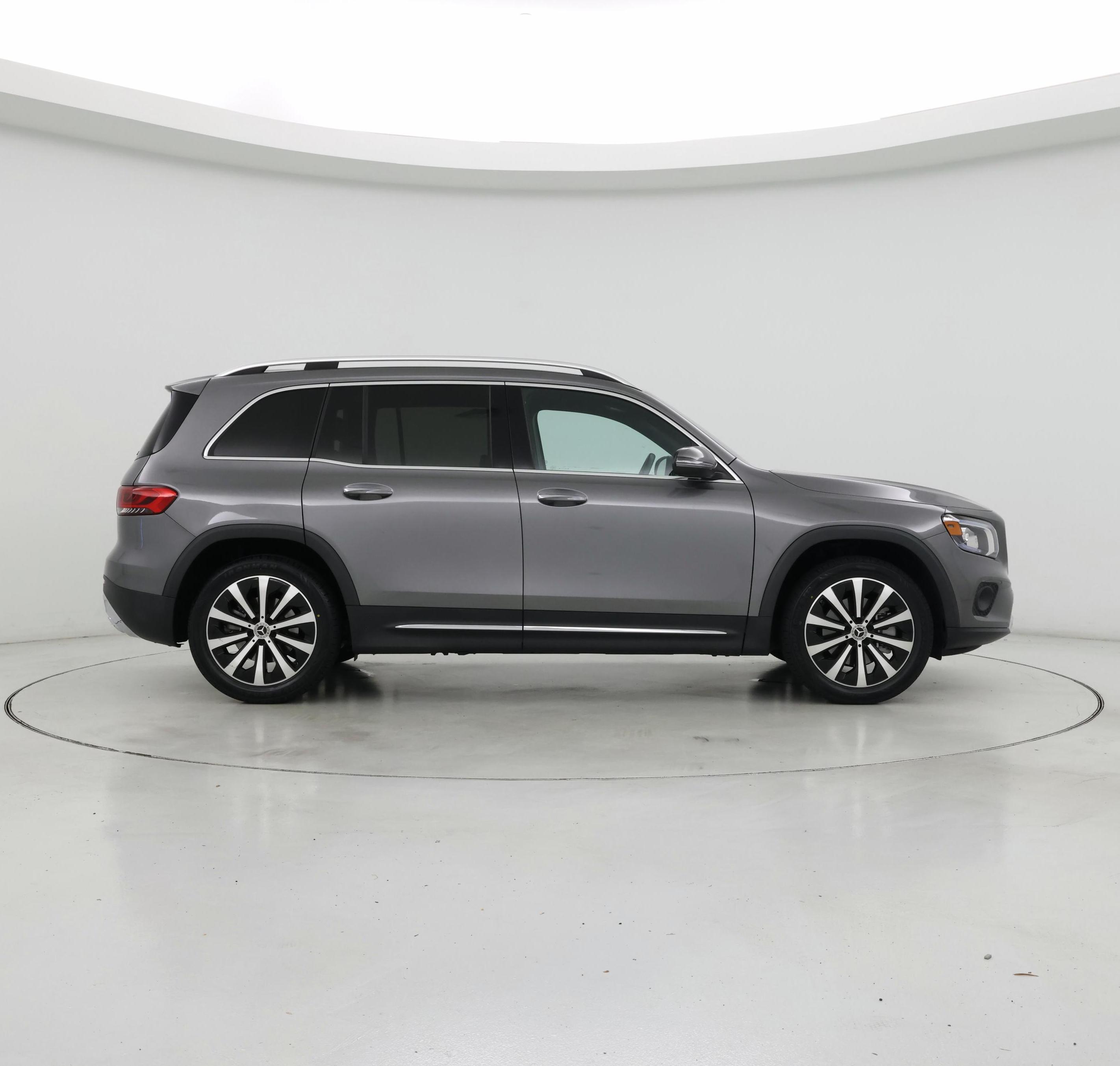Thumbnail: 2021 Mercedes-Benz GLB - 7