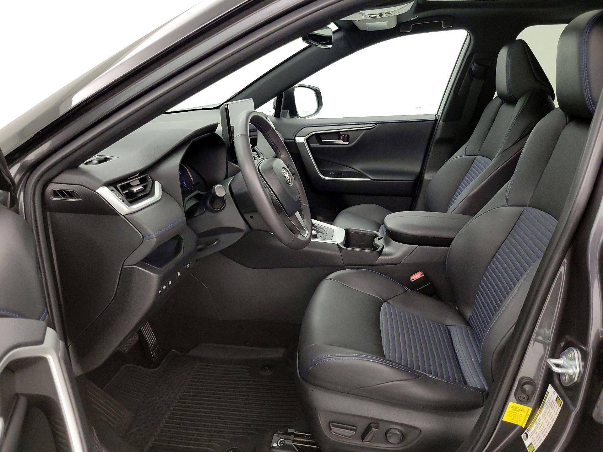 Thumbnail: 2023 Toyota RAV4 - 11