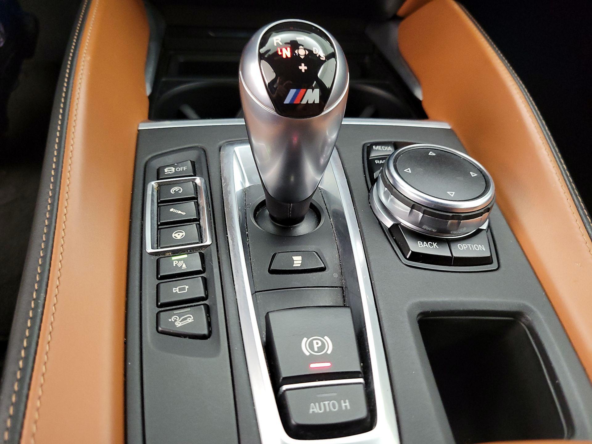 Thumbnail: 2016 BMW X5 - 18
