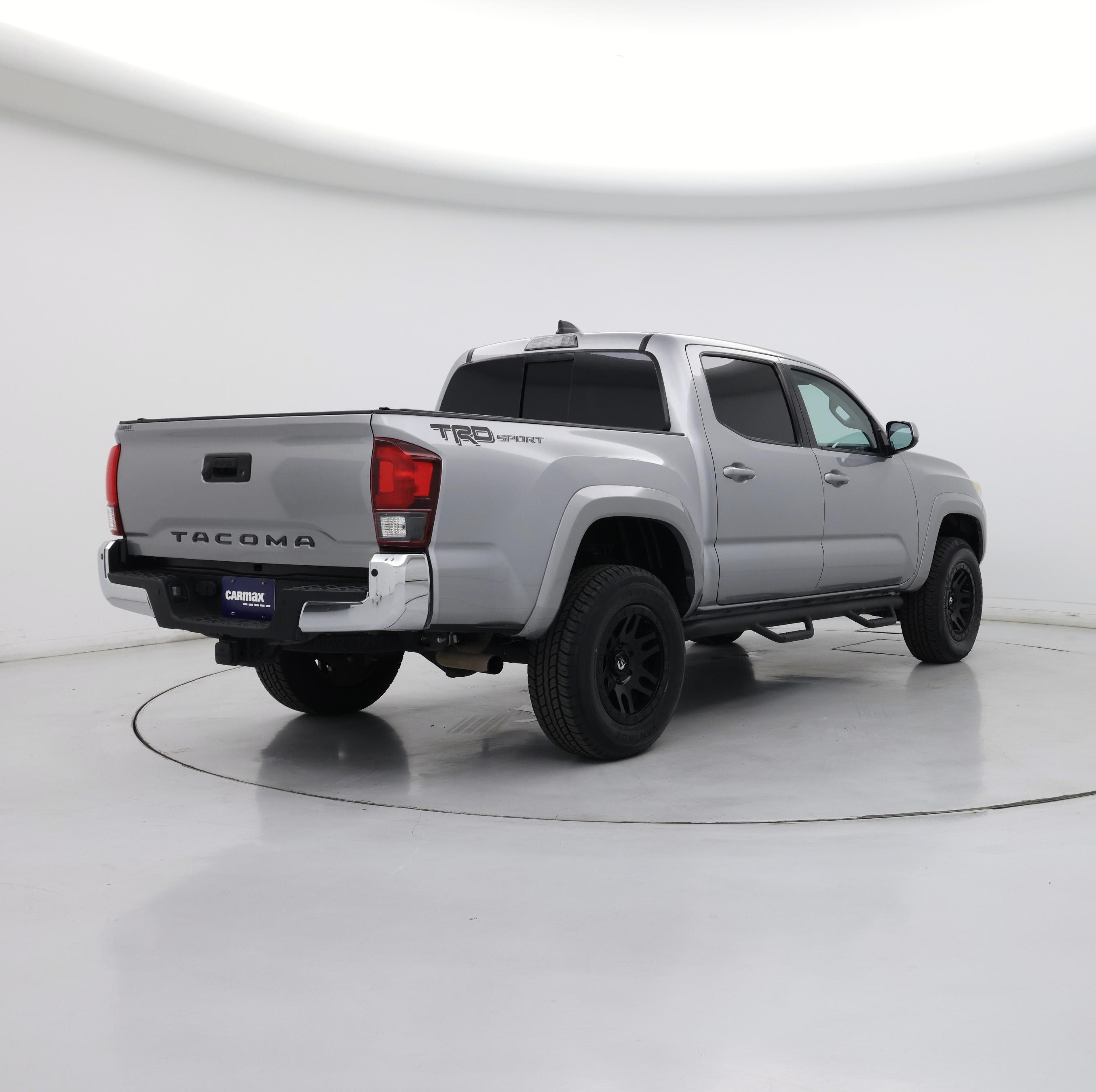 Thumbnail: 2020 Toyota Tacoma - 8