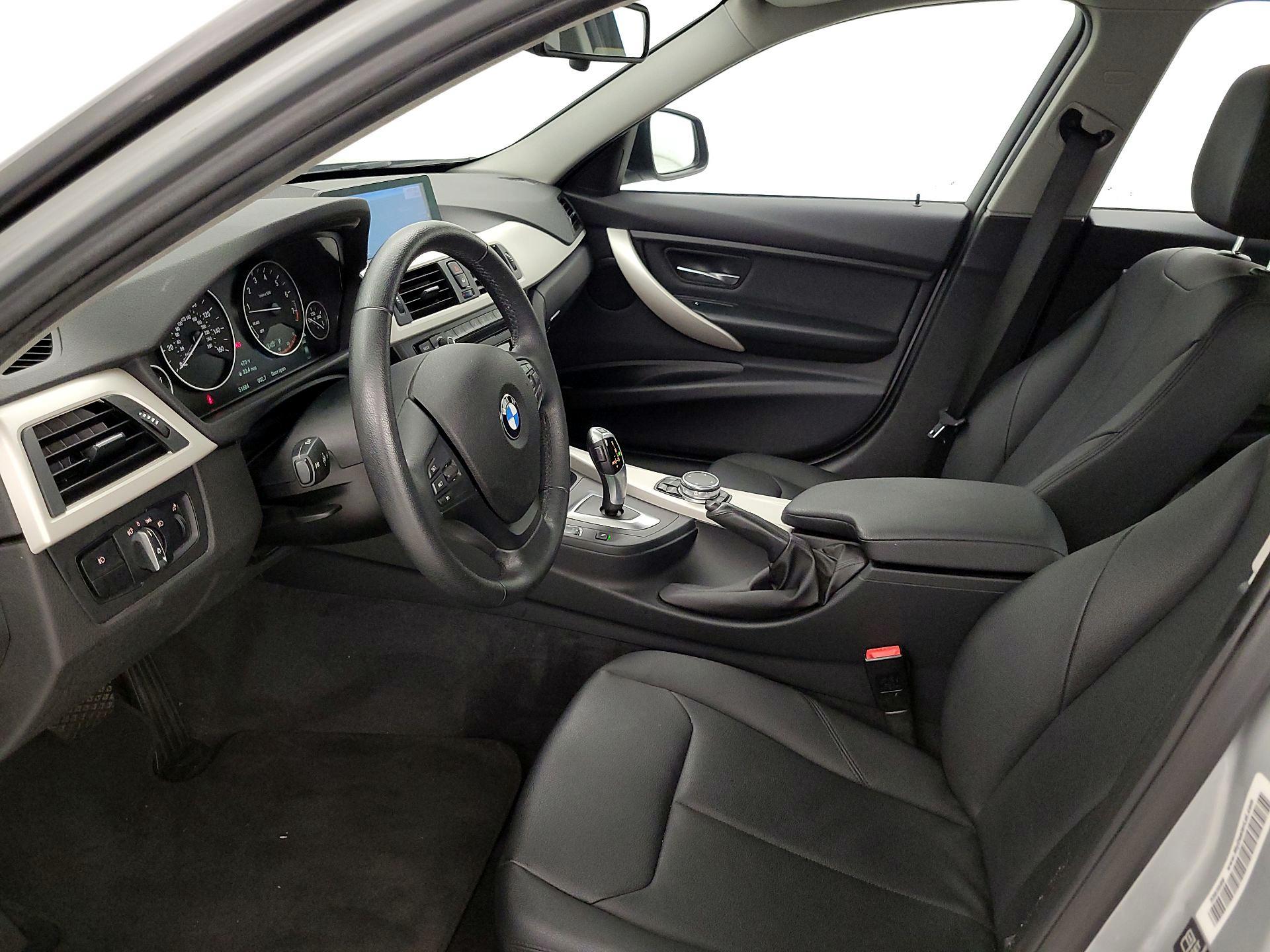 Thumbnail: 2015 BMW 3 Series - 11