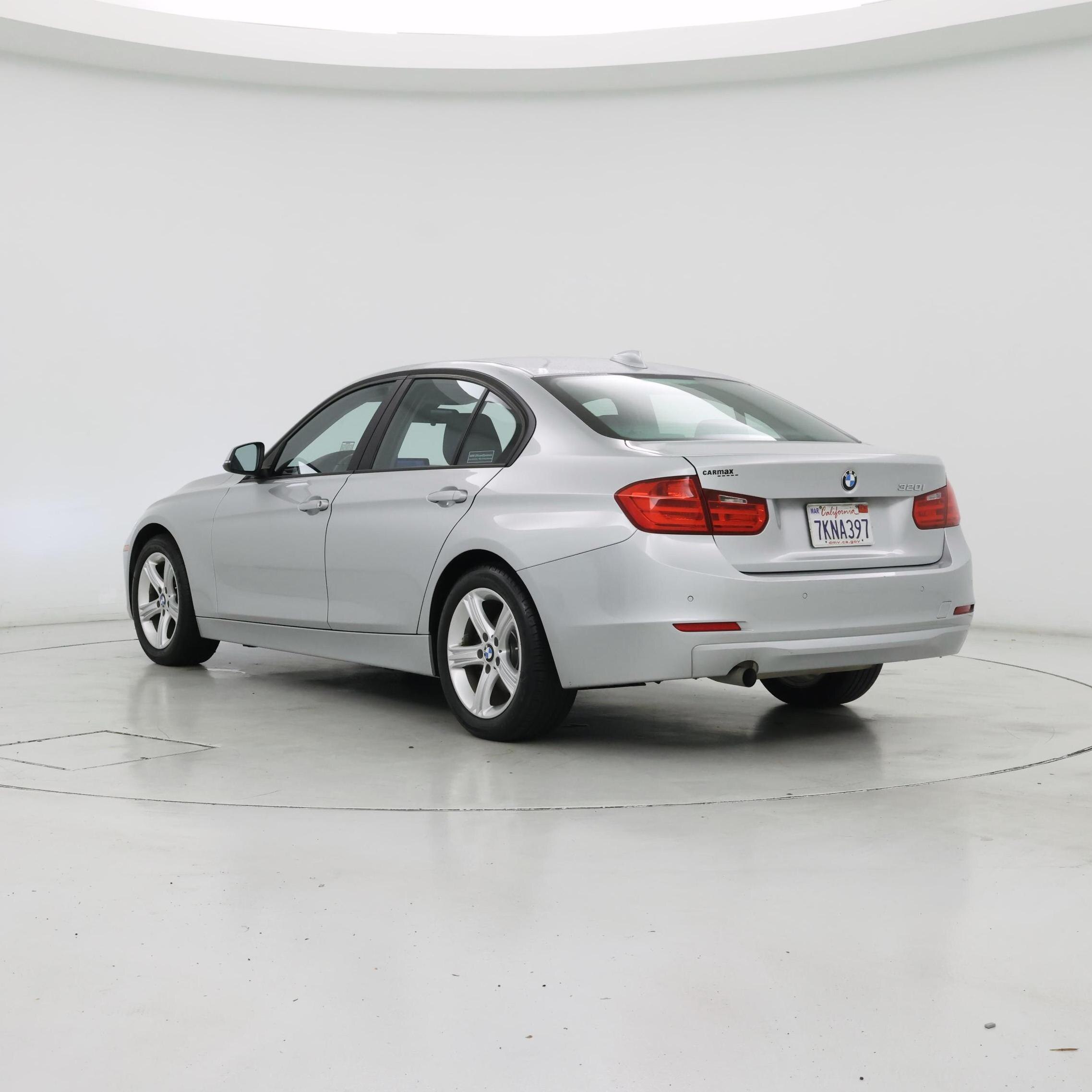 Thumbnail: 2015 BMW 3 Series - 2