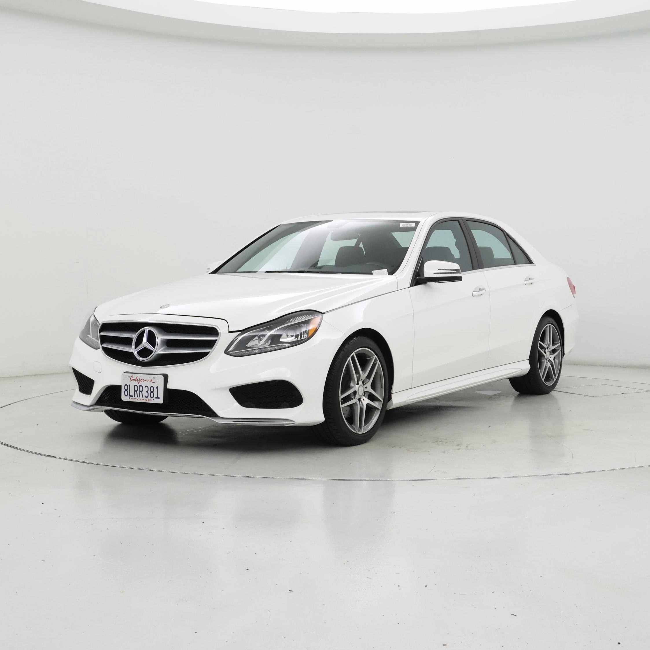Thumbnail: 2016 Mercedes-Benz E-Class - 4