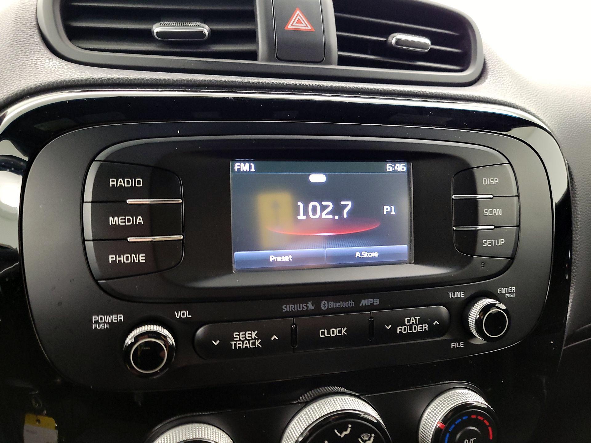 Thumbnail: 2016 Kia Soul - 15