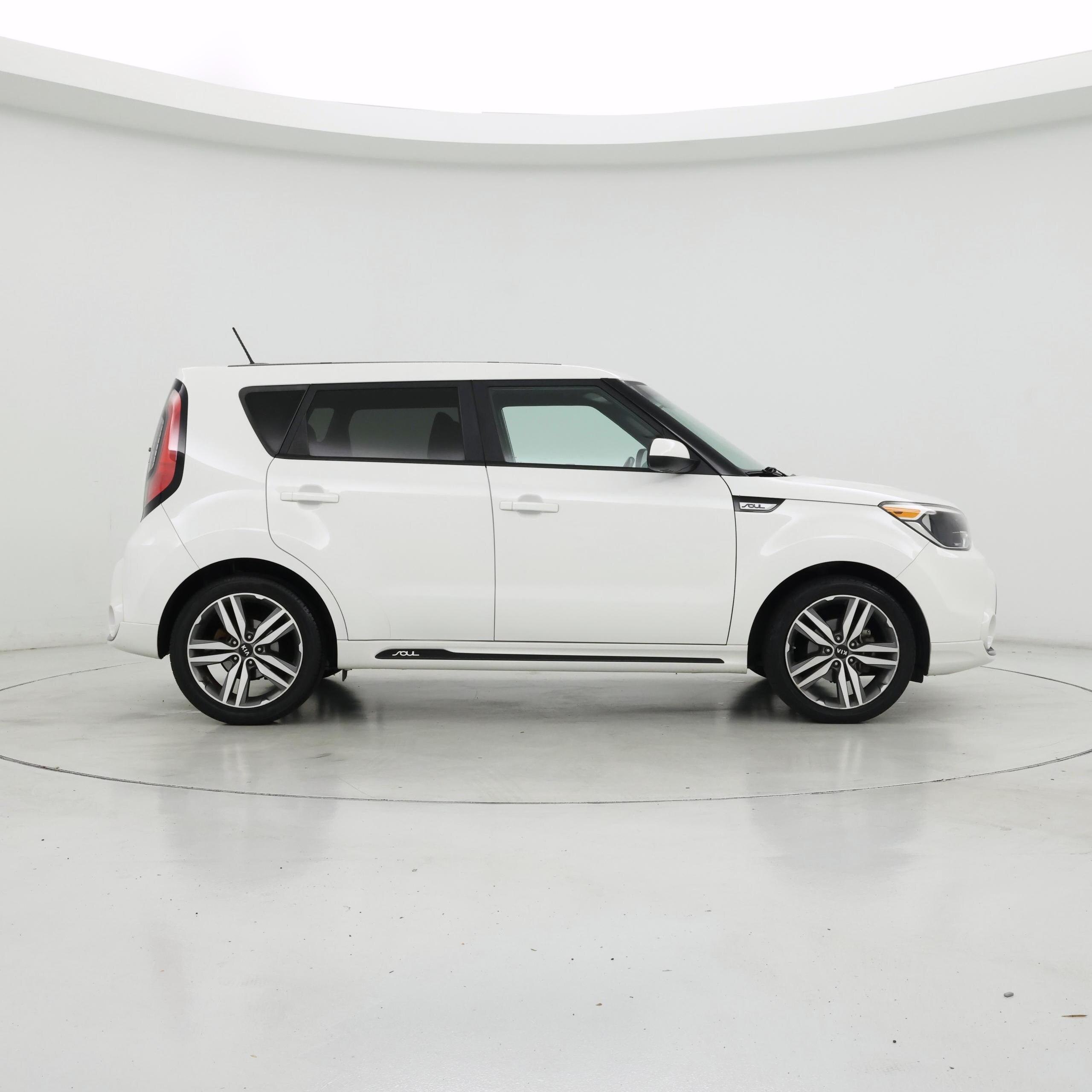 Thumbnail: 2016 Kia Soul - 7