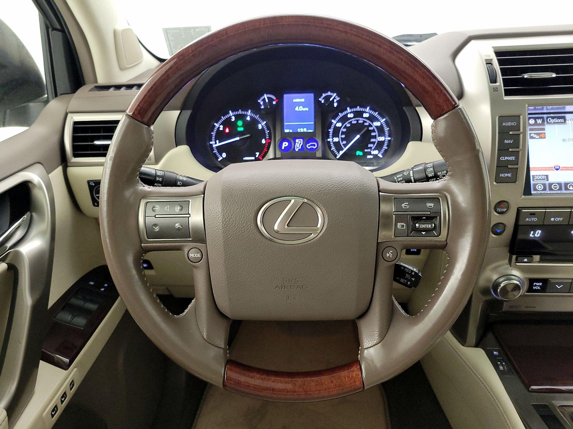 Thumbnail: 2014 Lexus GX - 10