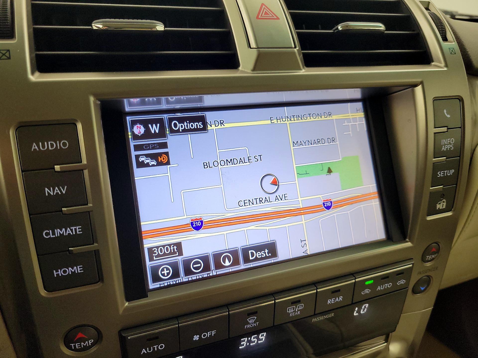 Thumbnail: 2014 Lexus GX - 14