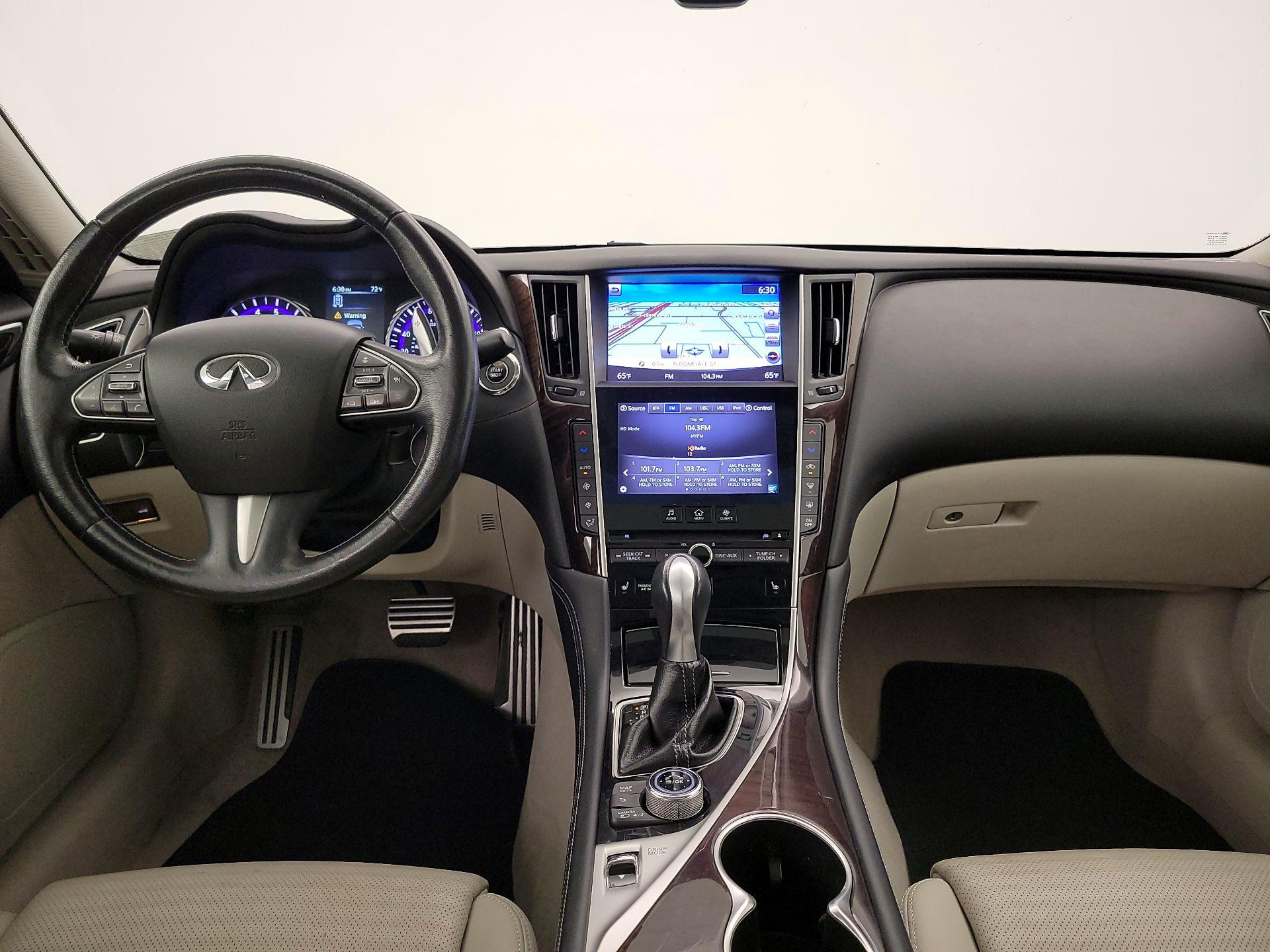 Thumbnail: 2015 INFINITI Q50 - 9