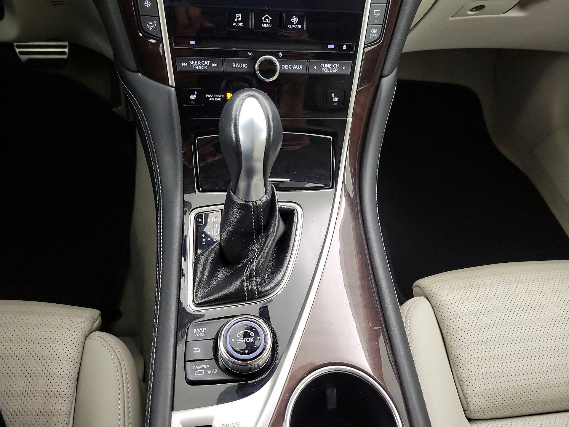 Thumbnail: 2015 INFINITI Q50 - 18