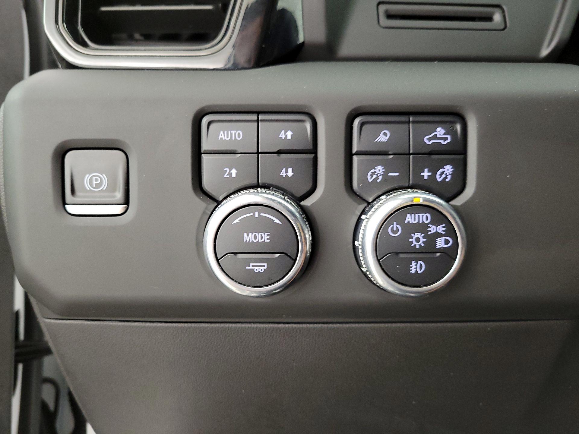 Thumbnail: 2023 GMC Sierra 1500 - 13