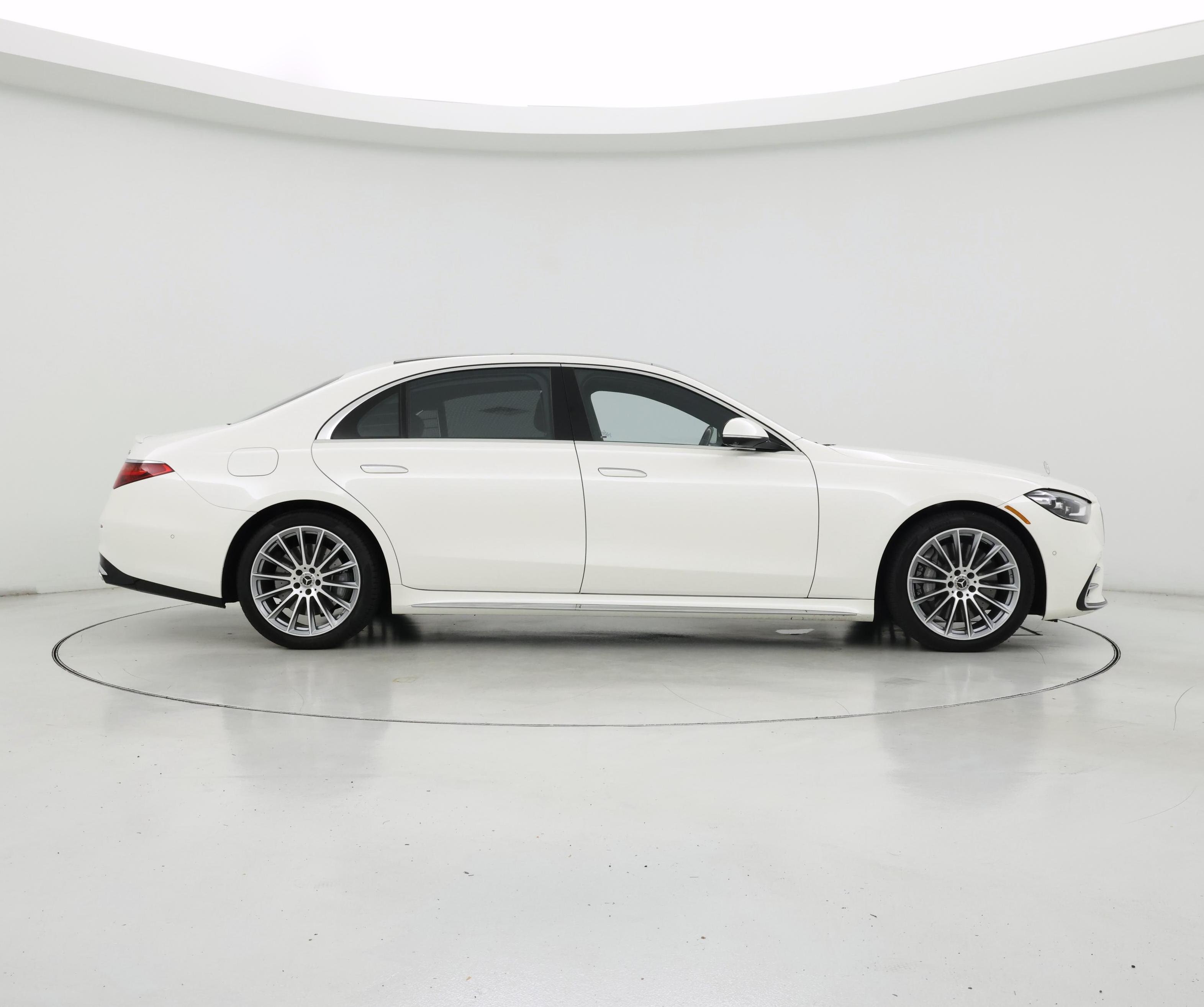 Thumbnail: 2023 Mercedes-Benz S-Class - 7