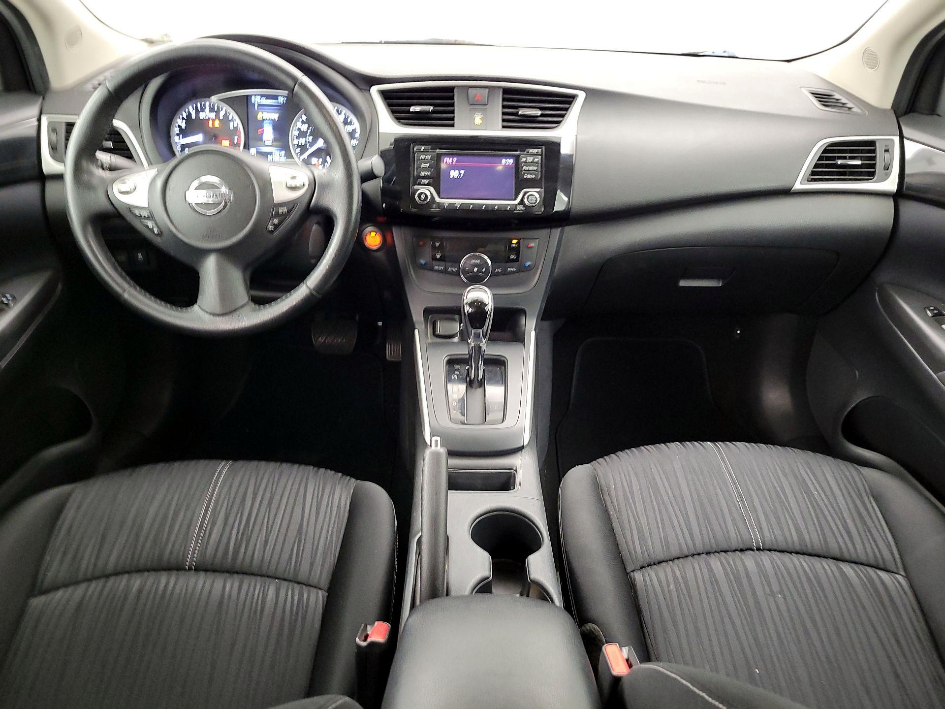 Thumbnail: 2018 Nissan Sentra - 9