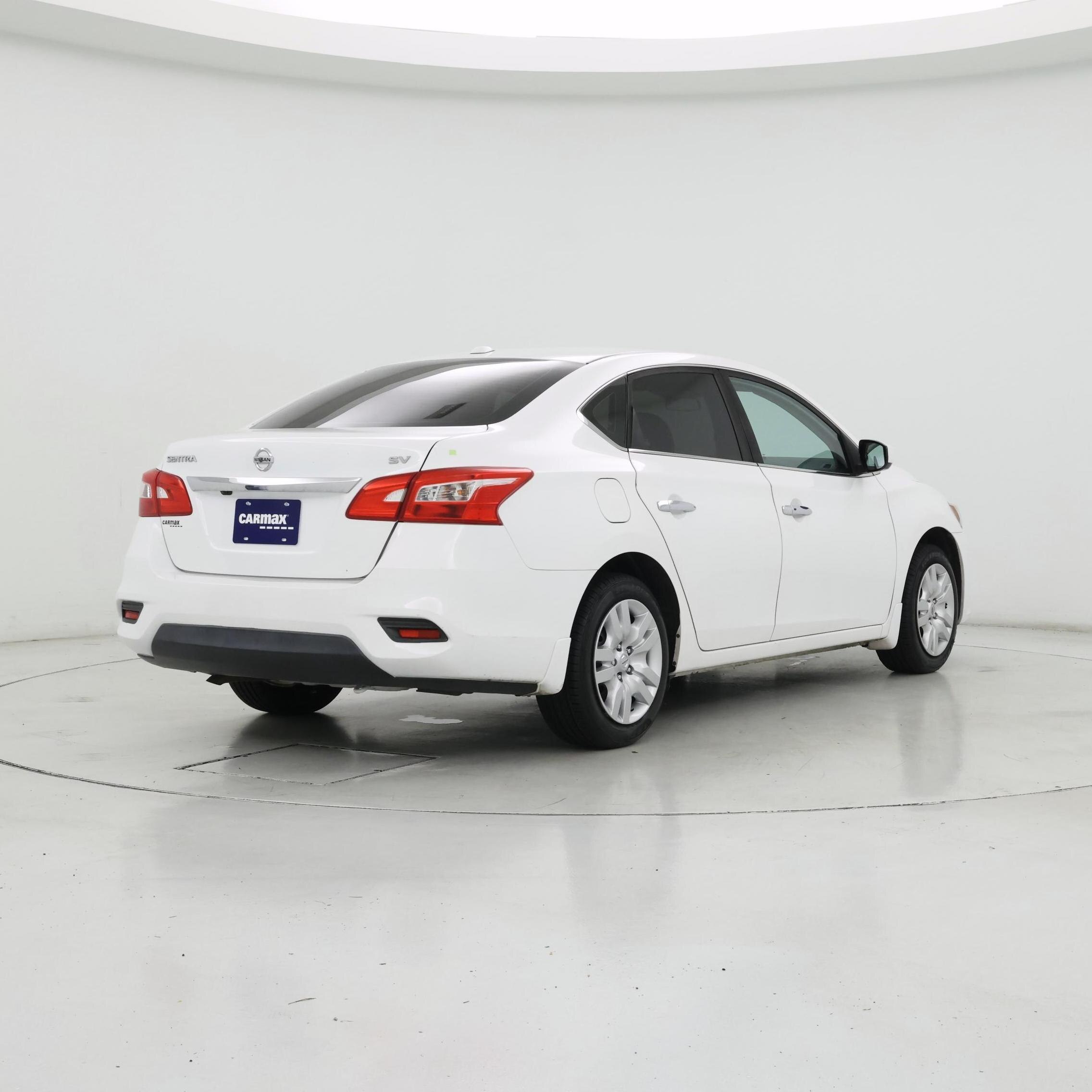 Thumbnail: 2018 Nissan Sentra - 8
