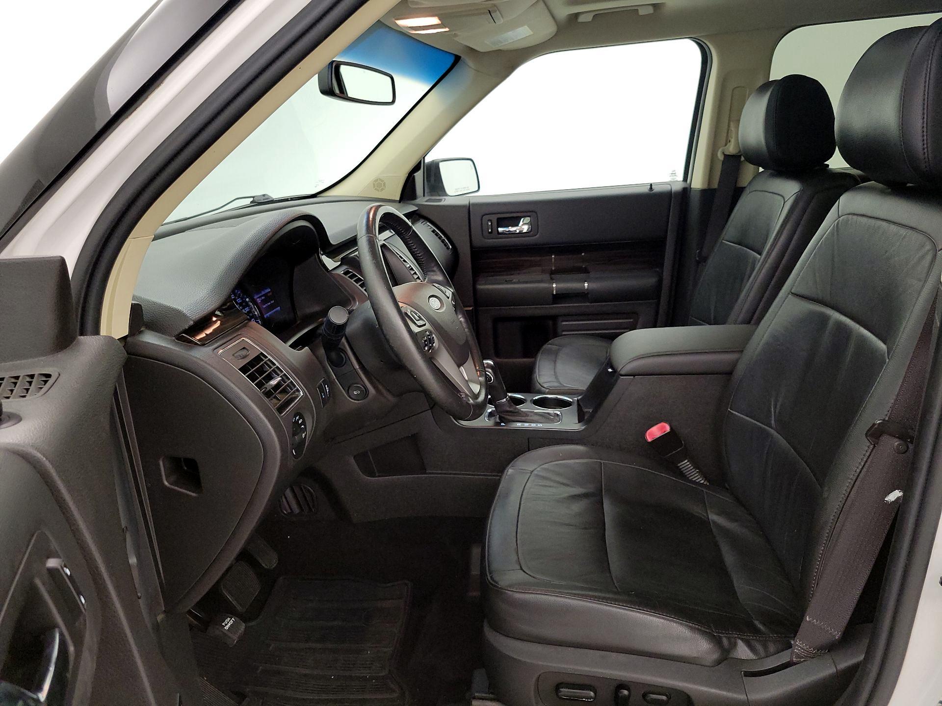 Thumbnail: 2013 Ford Flex - 11