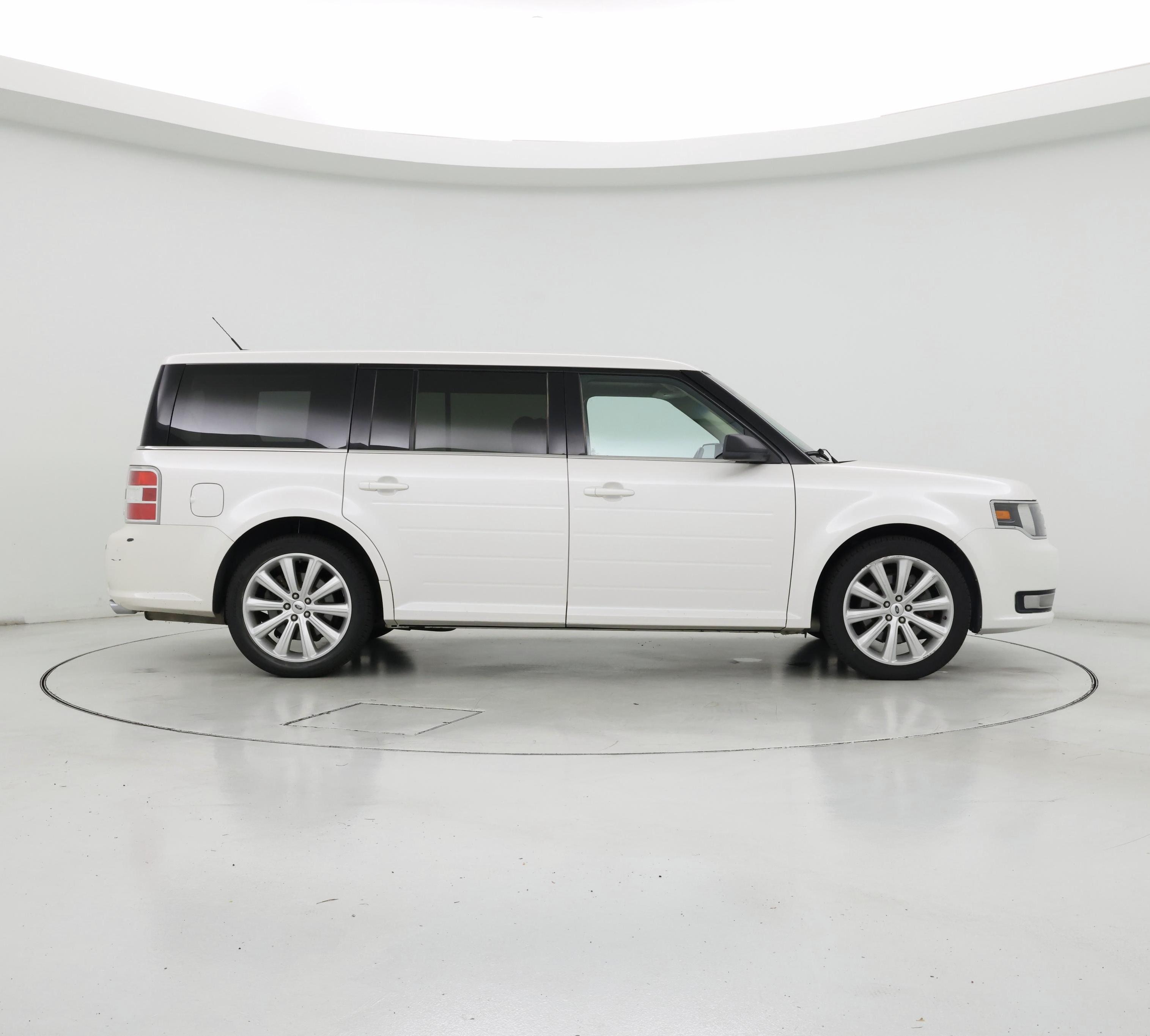Thumbnail: 2013 Ford Flex - 7