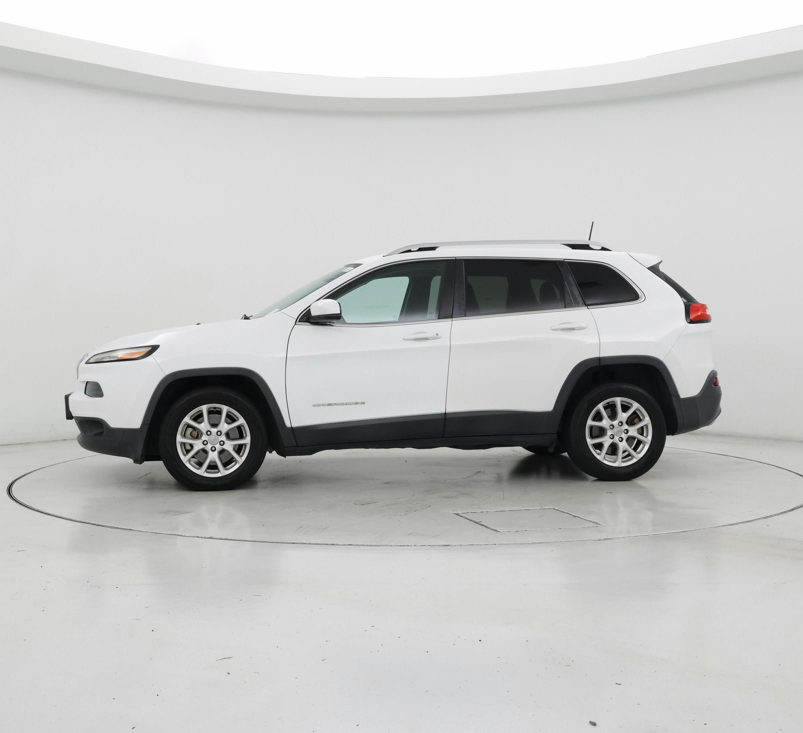 Thumbnail: 2016 Jeep Cherokee - 3