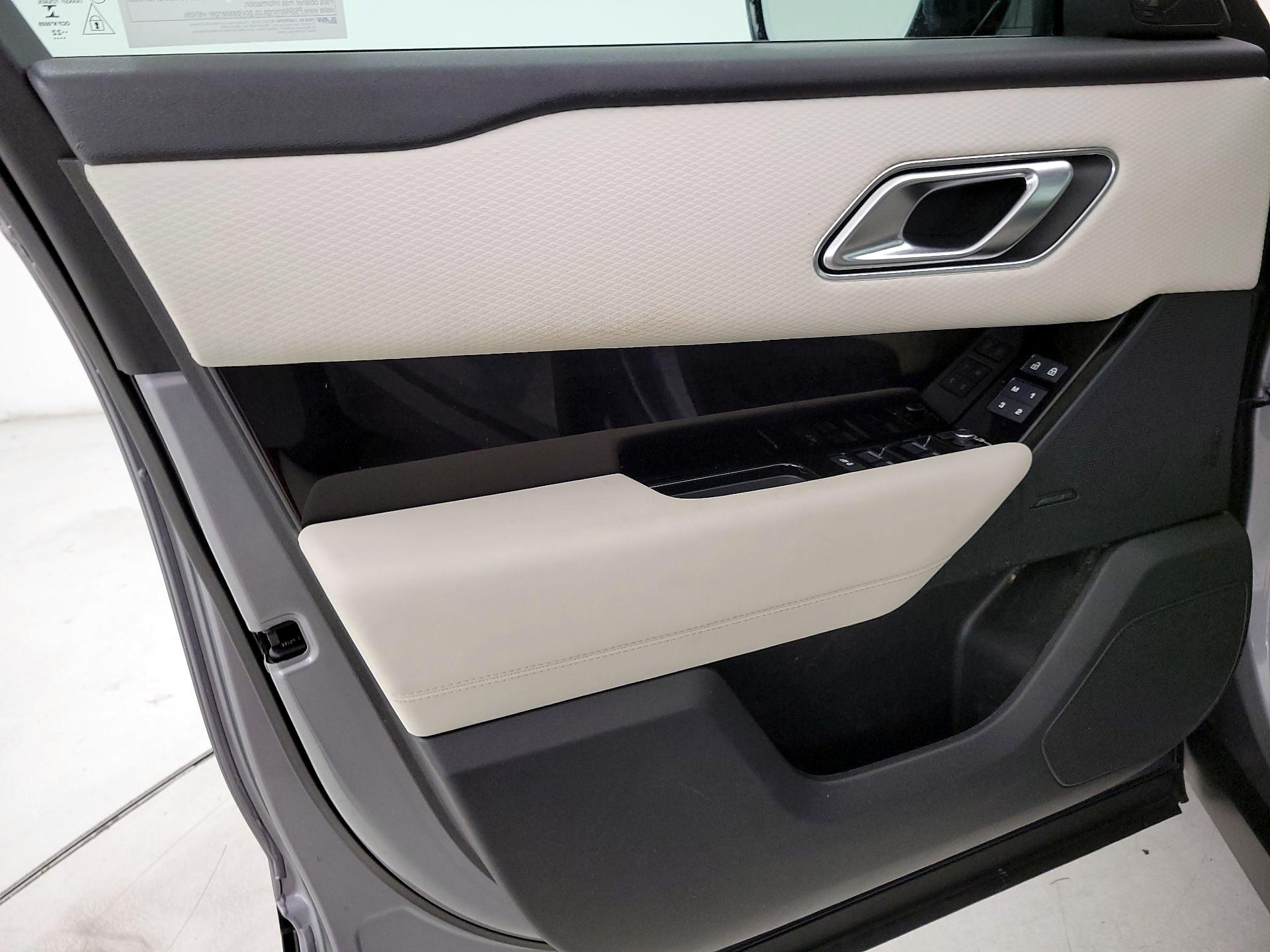 Thumbnail: 2023 Land Rover Range Rover Velar - 12