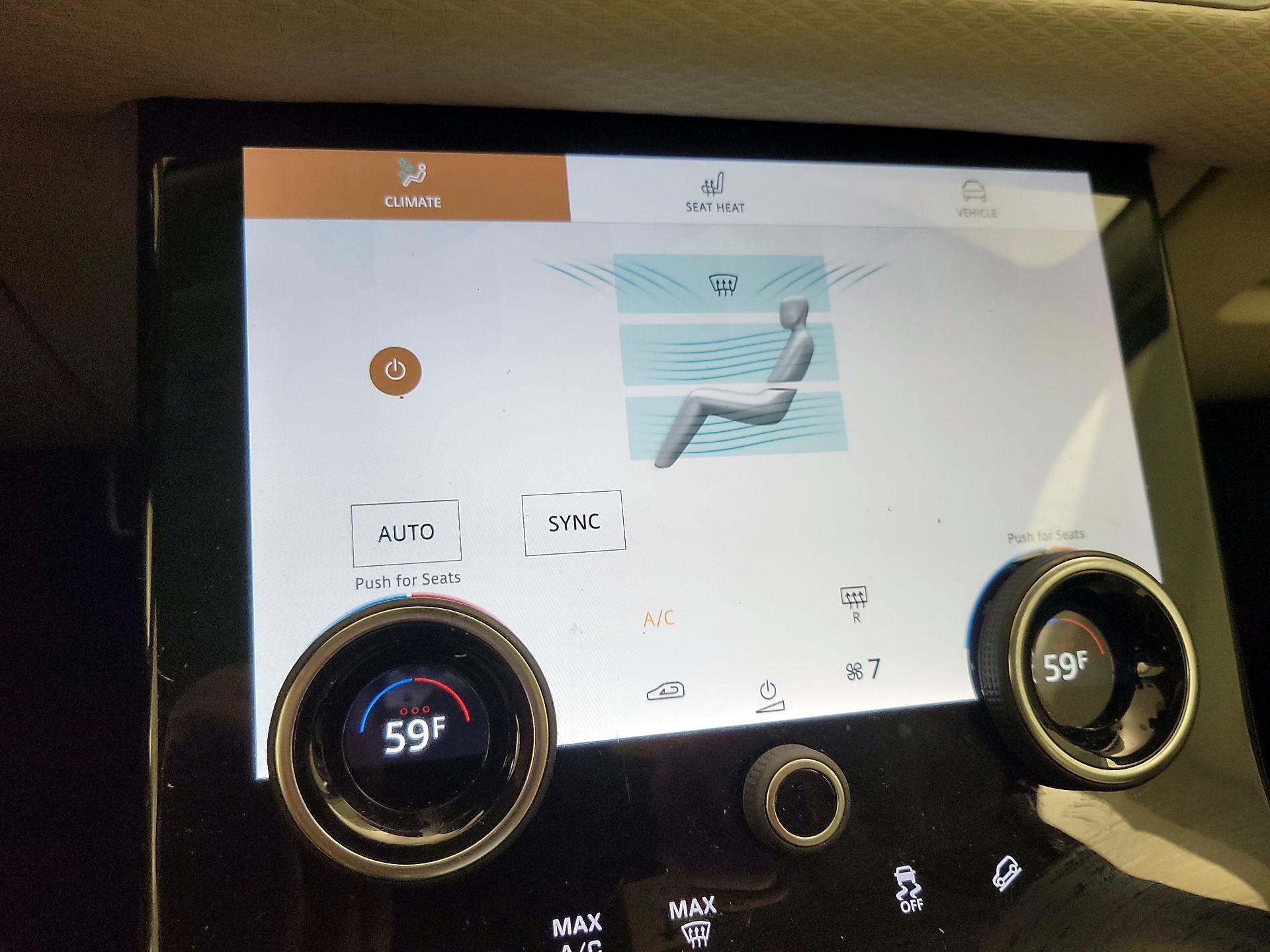 Thumbnail: 2023 Land Rover Range Rover Velar - 17