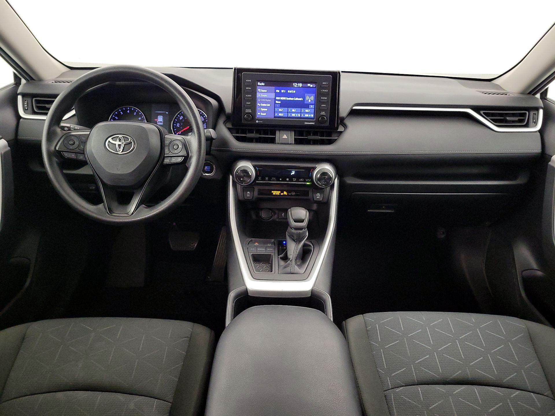 Thumbnail: 2022 Toyota RAV4 - 9