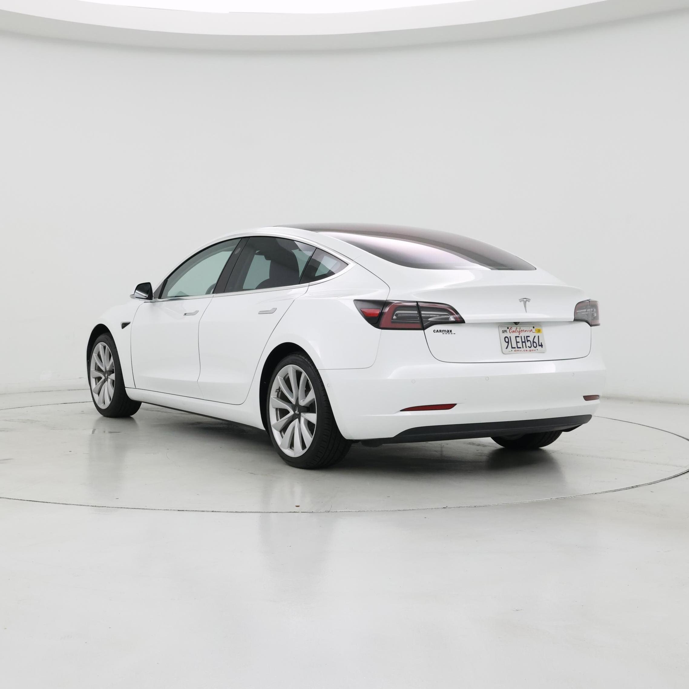 Thumbnail: 2018 Tesla Model 3 - 2
