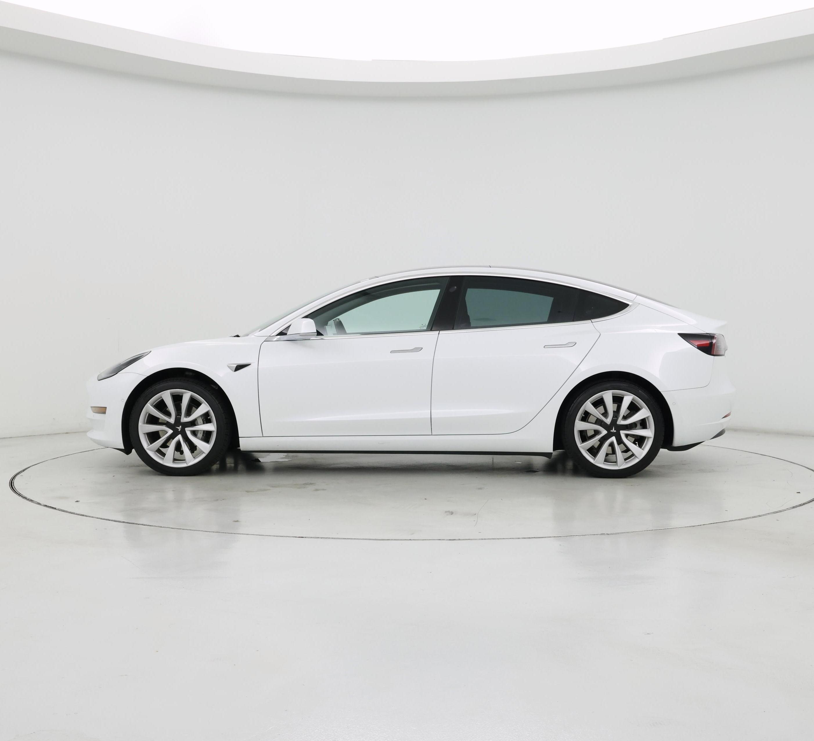 Thumbnail: 2018 Tesla Model 3 - 3