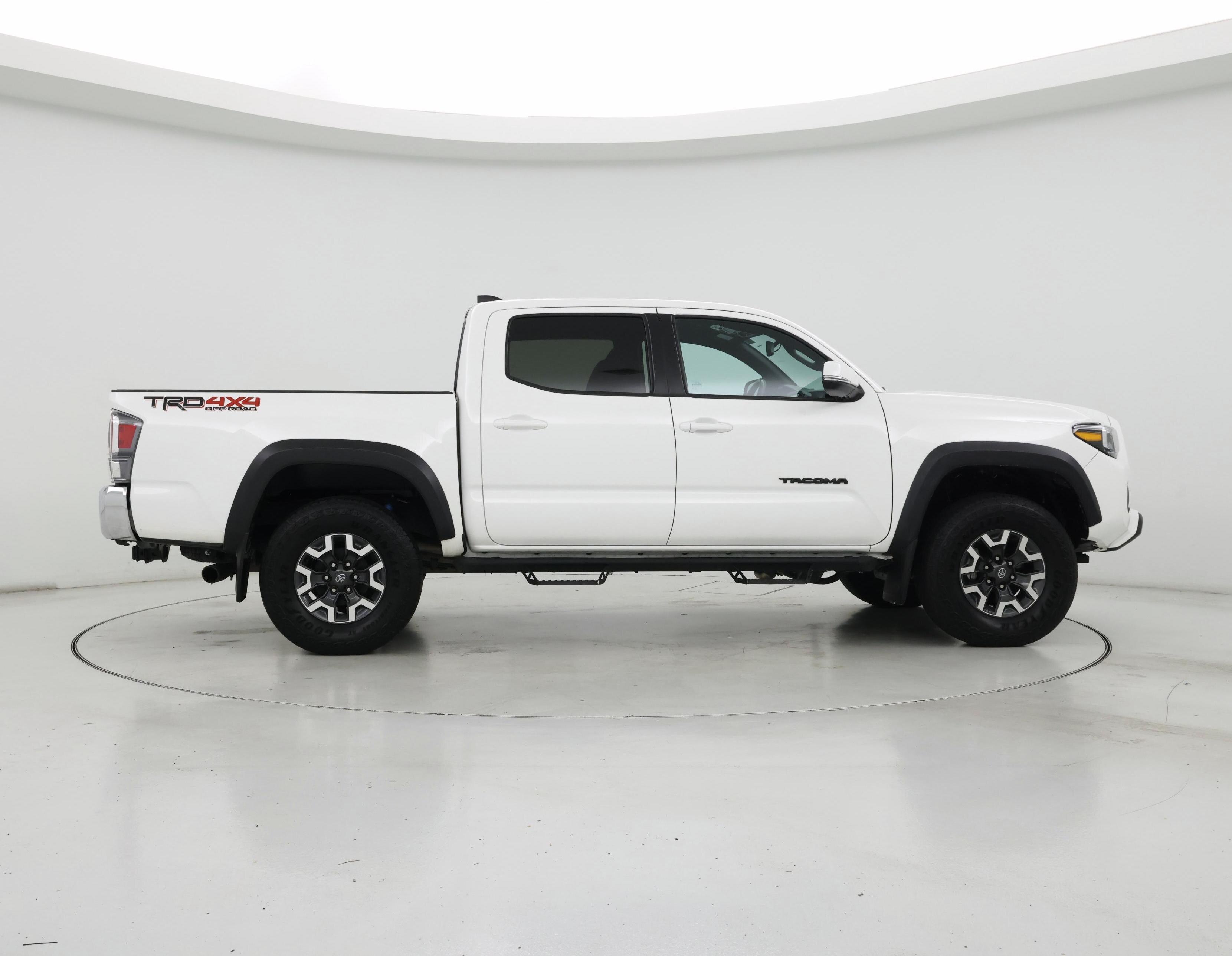 Thumbnail: 2023 Toyota Tacoma - 7
