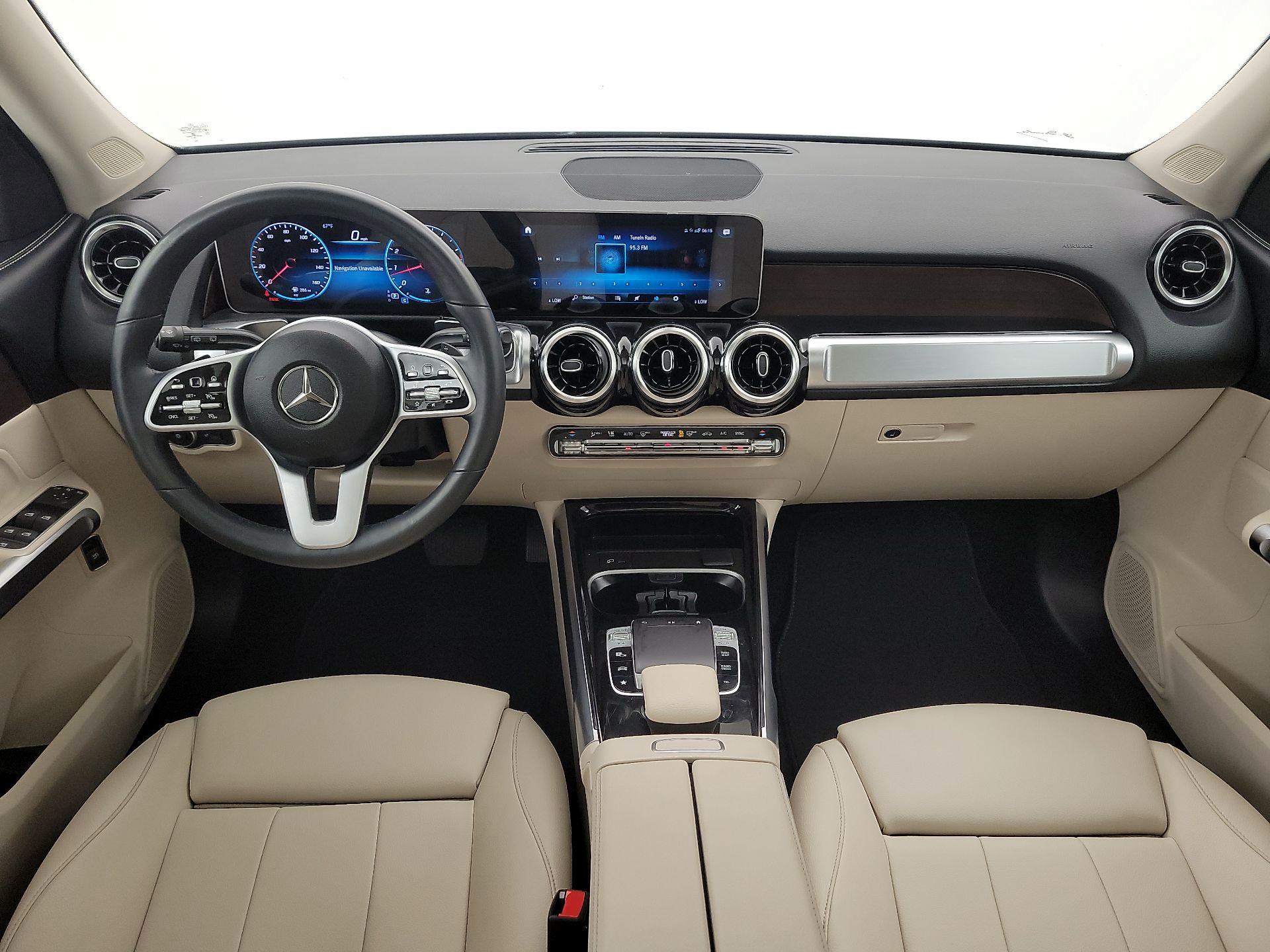 Thumbnail: 2020 Mercedes-Benz GLB - 9