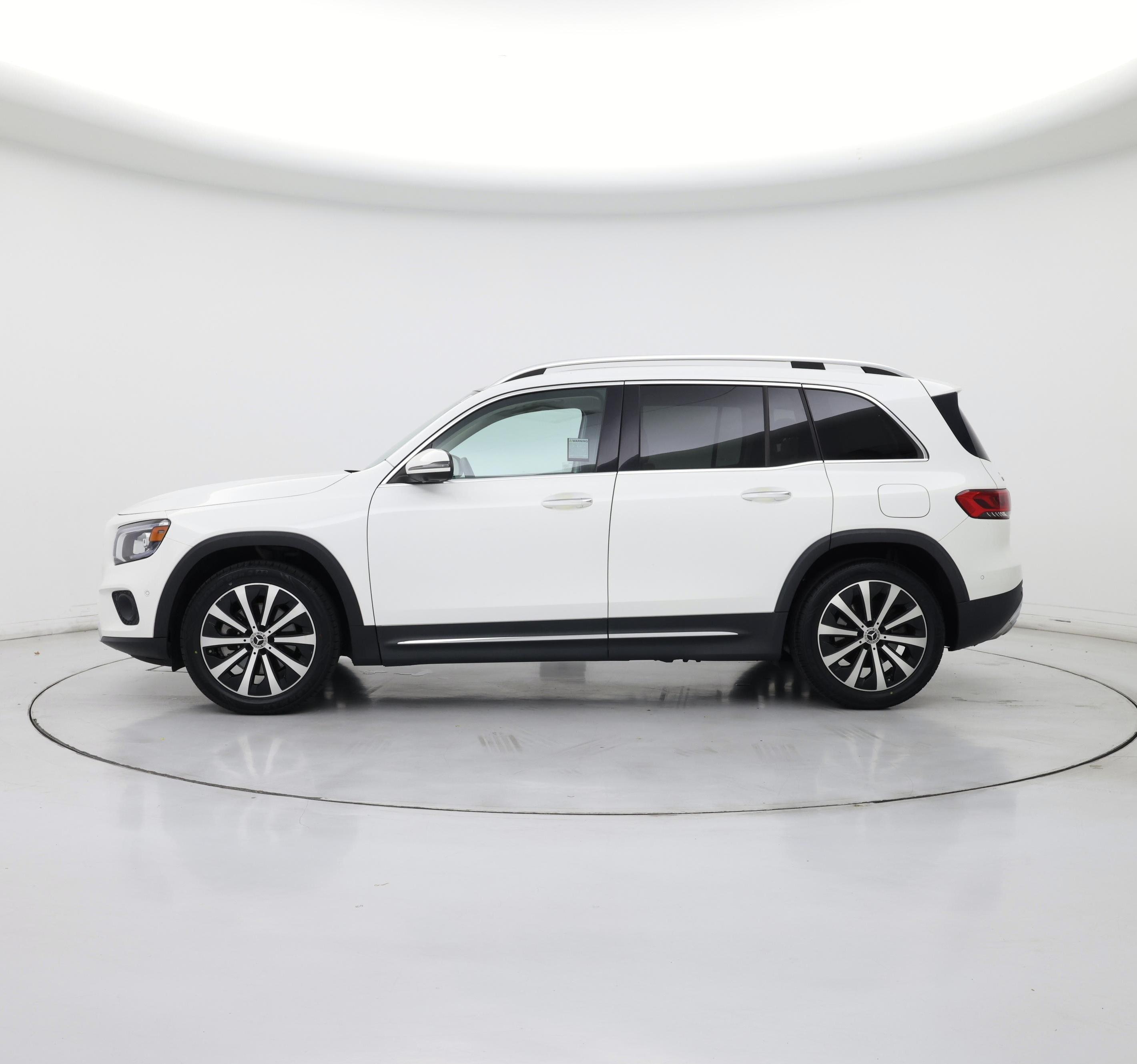 Thumbnail: 2020 Mercedes-Benz GLB - 3