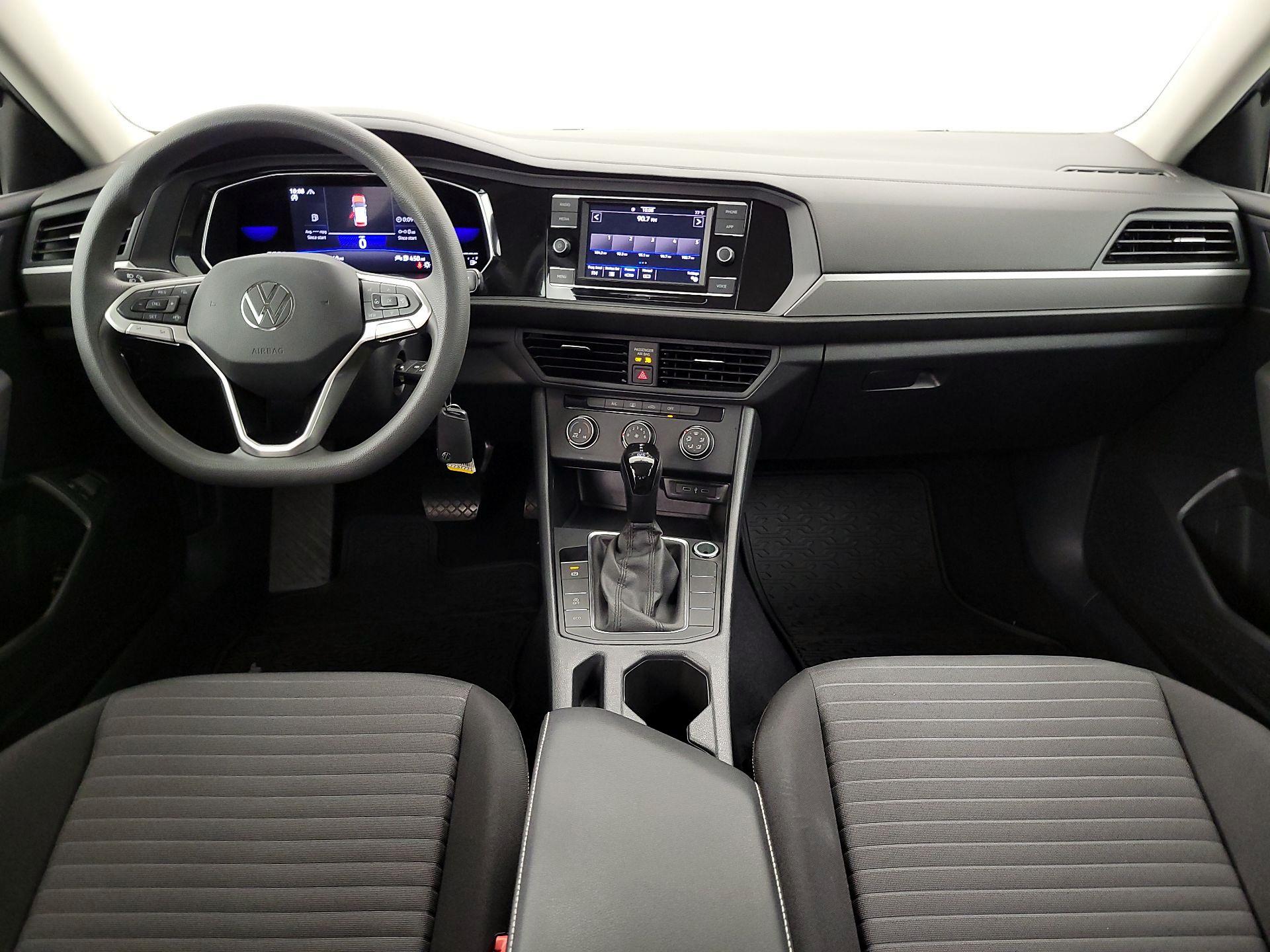 Thumbnail: 2022 Volkswagen Jetta - 9