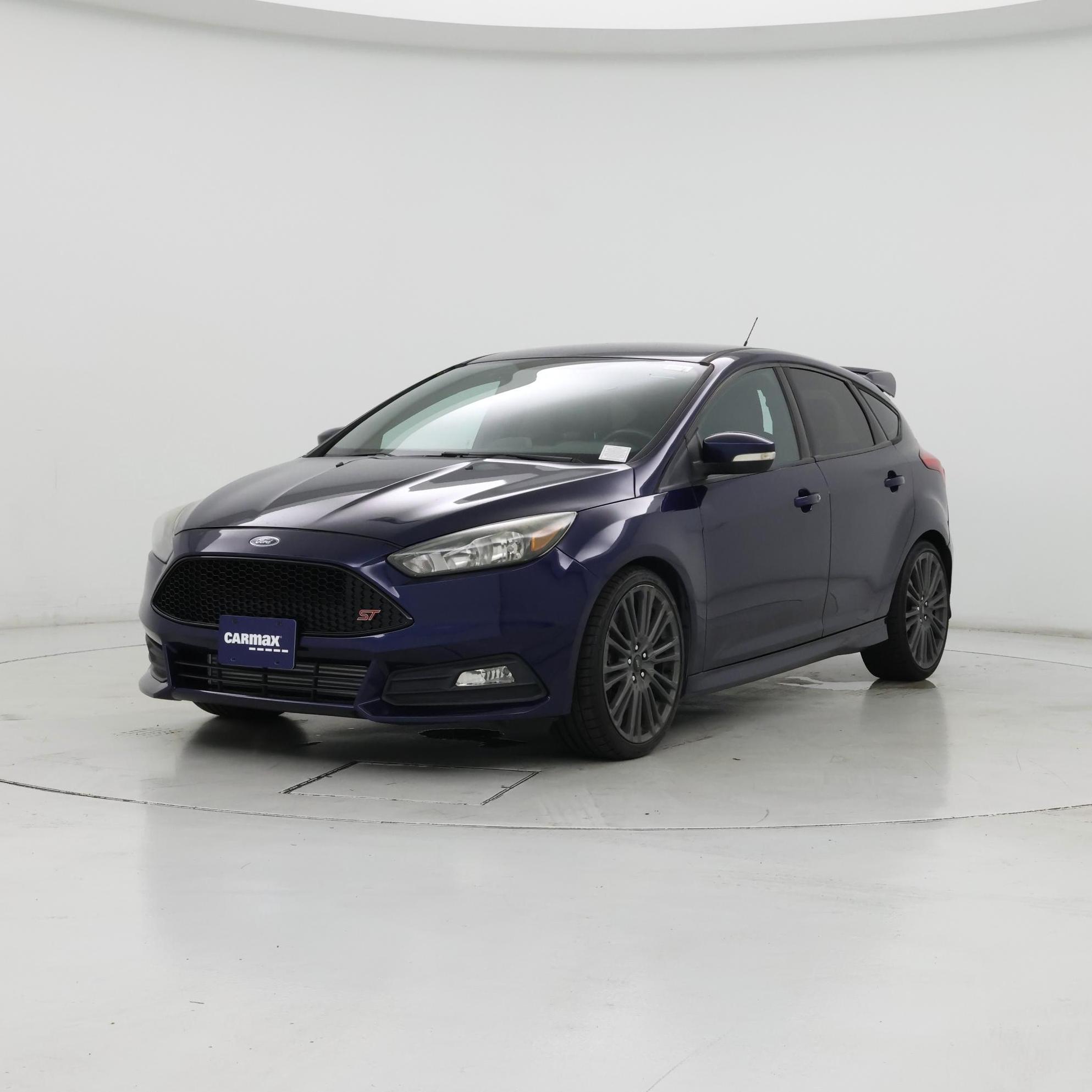 Thumbnail: 2016 Ford Focus - 4