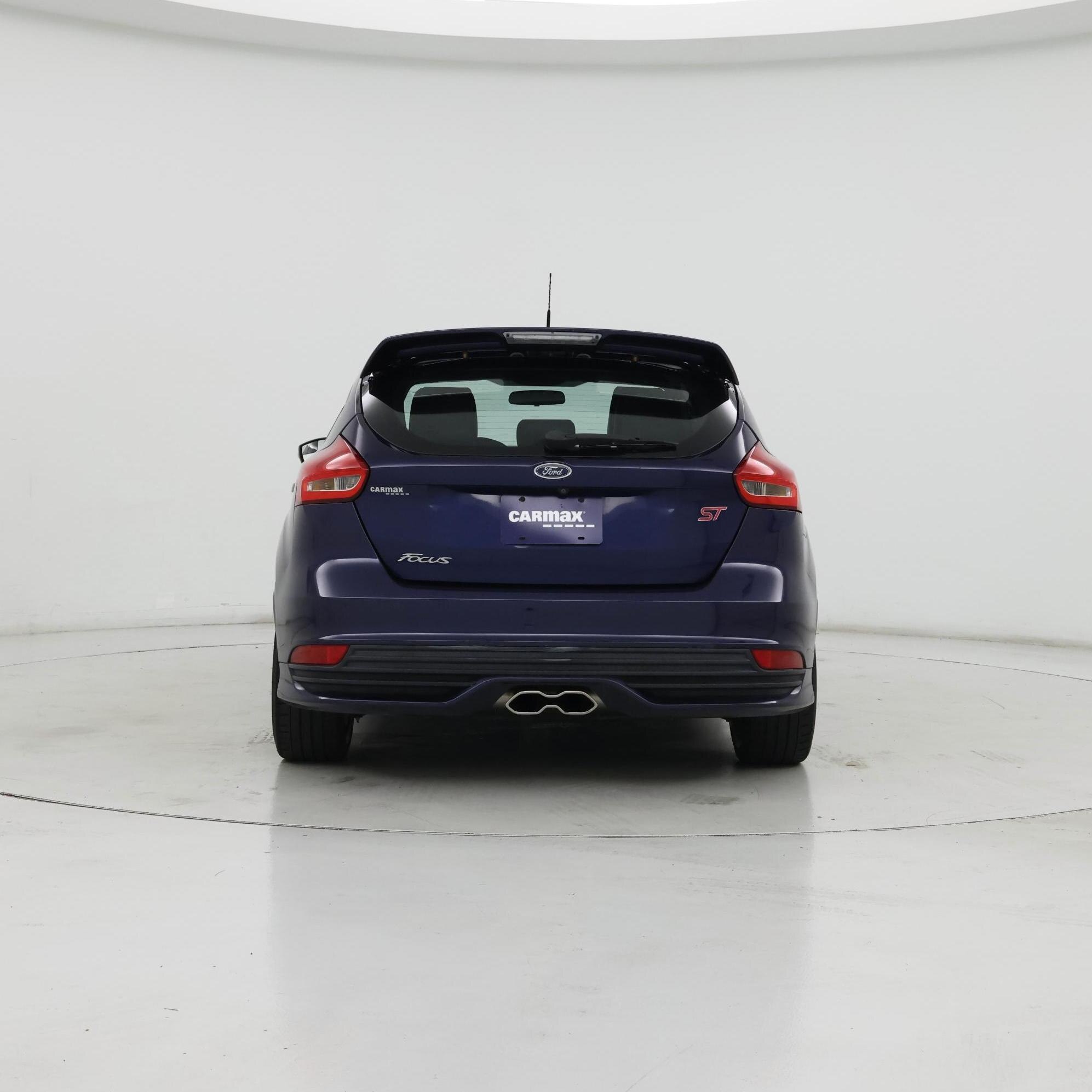 Thumbnail: 2016 Ford Focus - 6