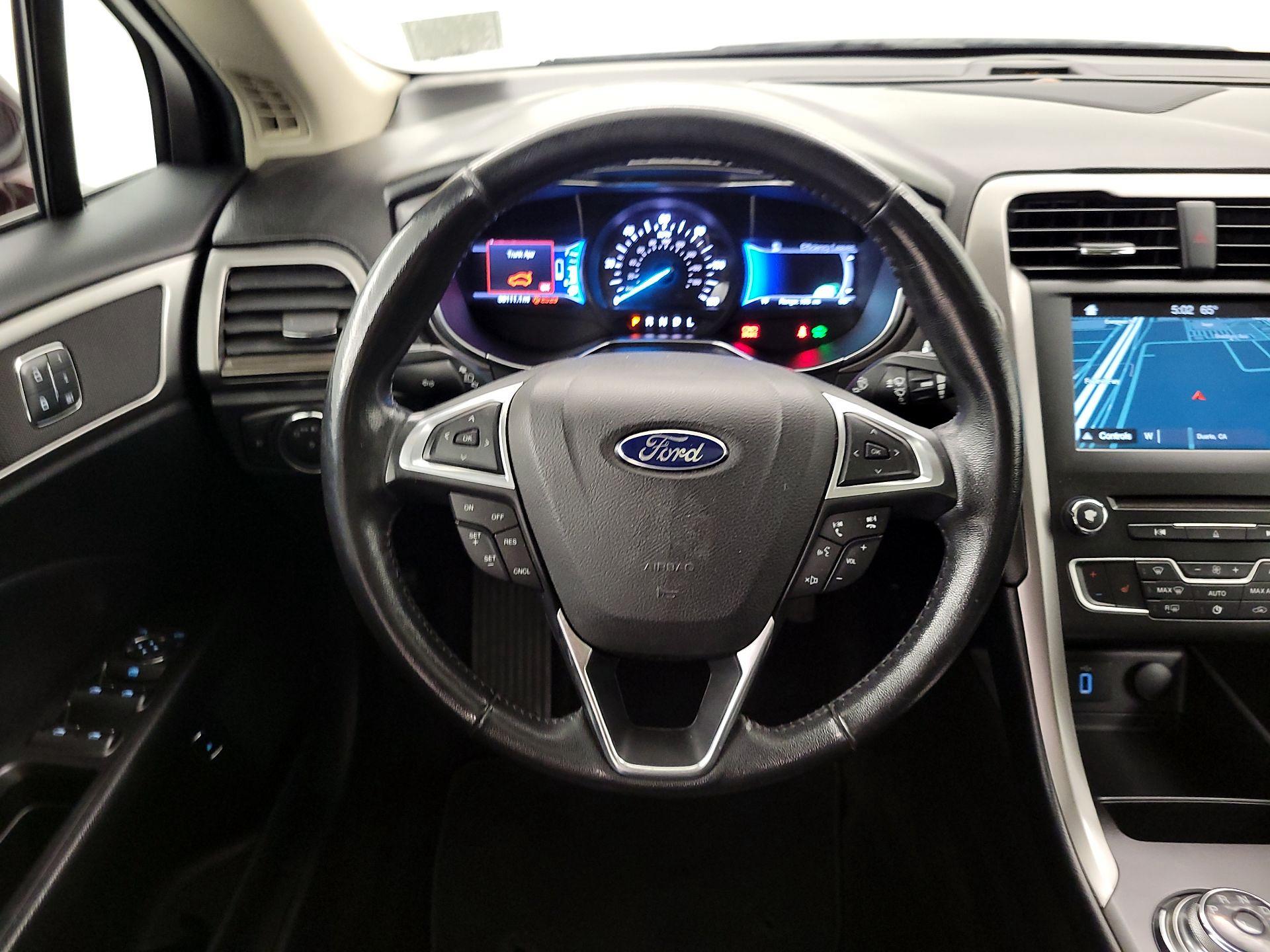 Thumbnail: 2017 Ford Fusion - 10