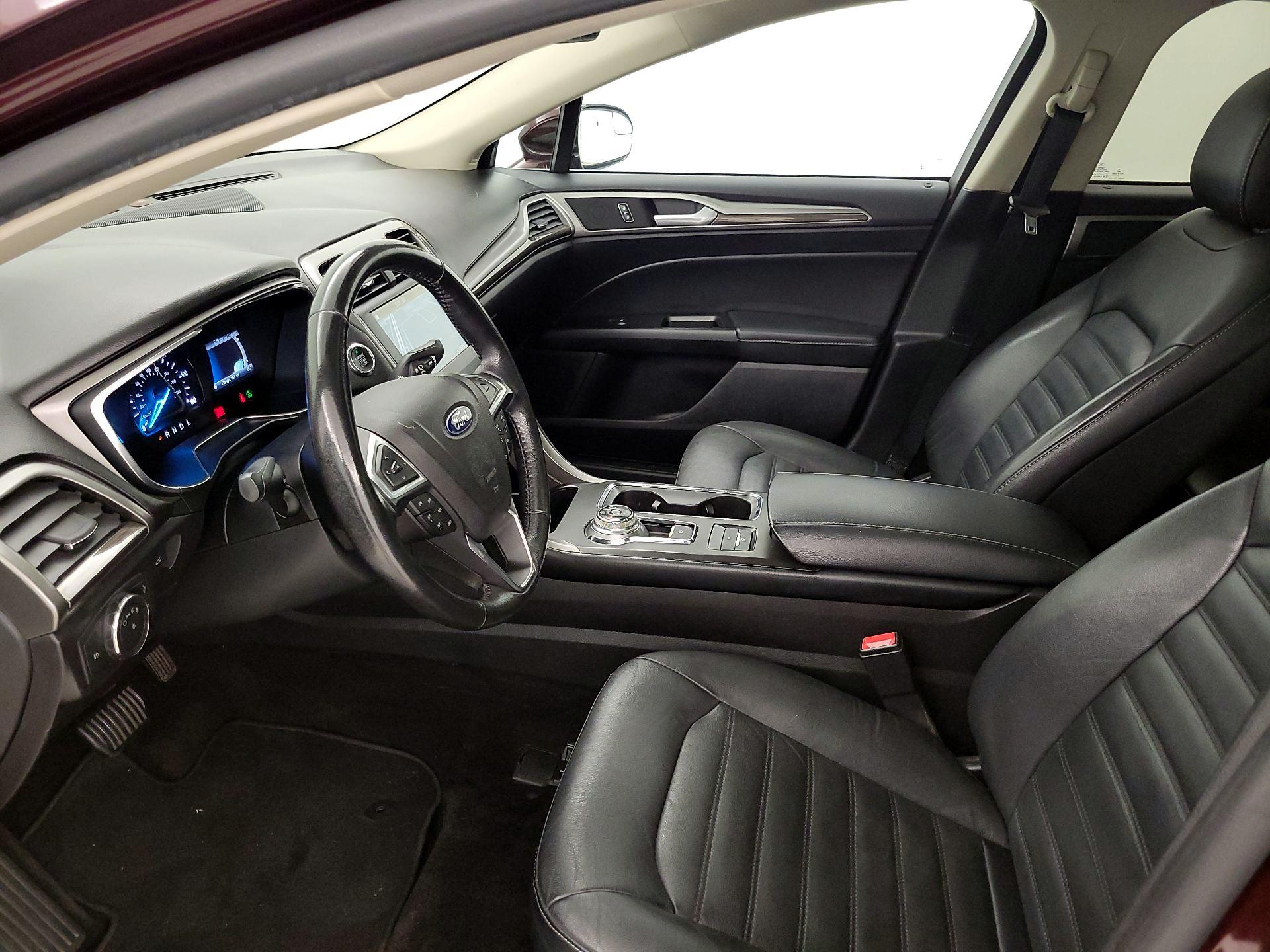 Thumbnail: 2017 Ford Fusion - 11