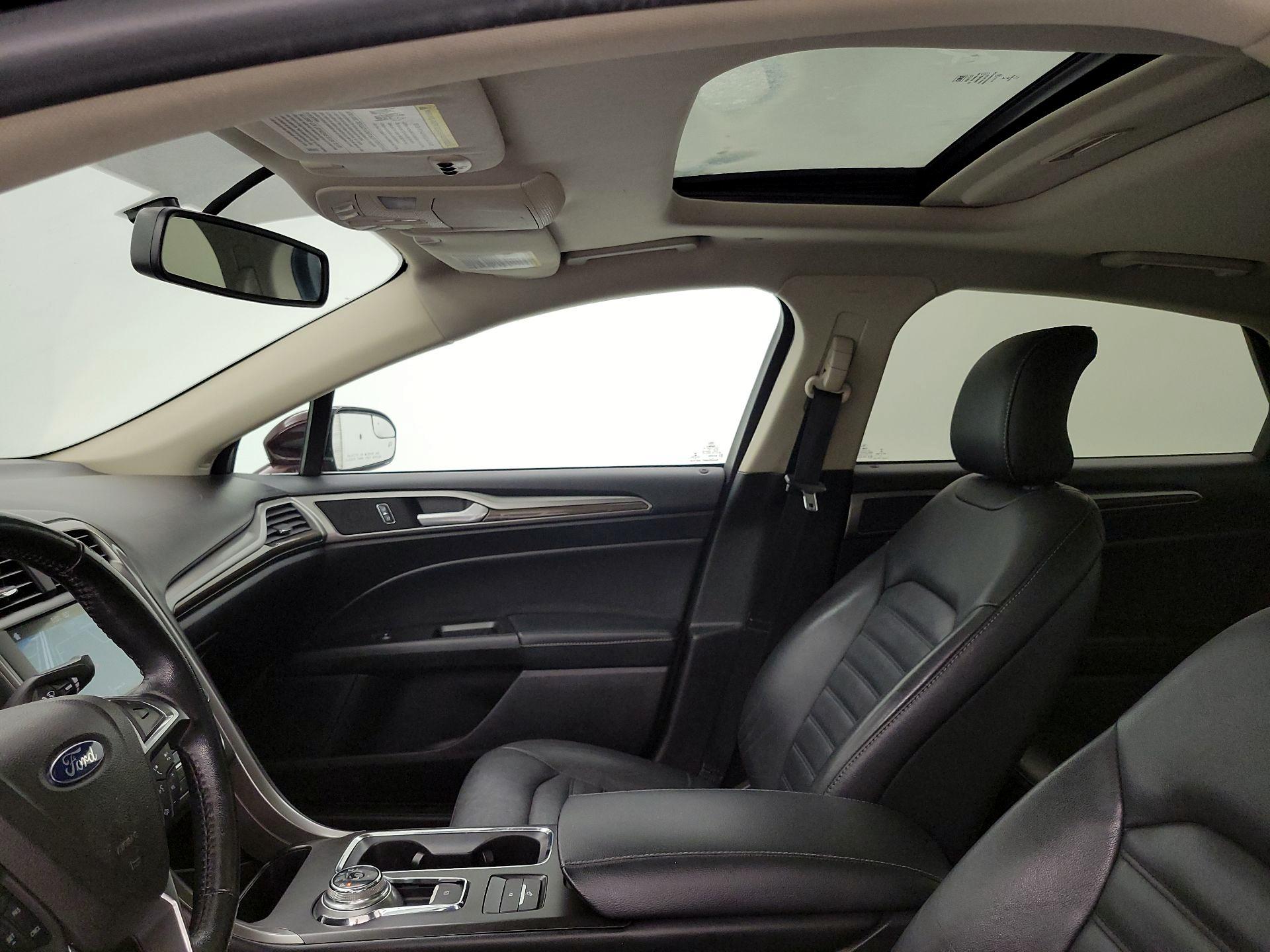 Thumbnail: 2017 Ford Fusion - 20