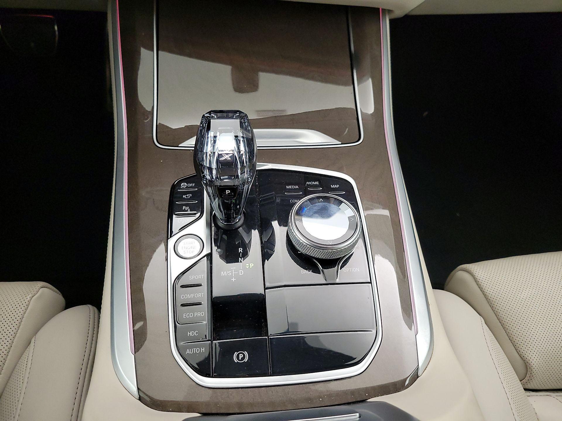 Thumbnail: 2022 BMW X5 - 18
