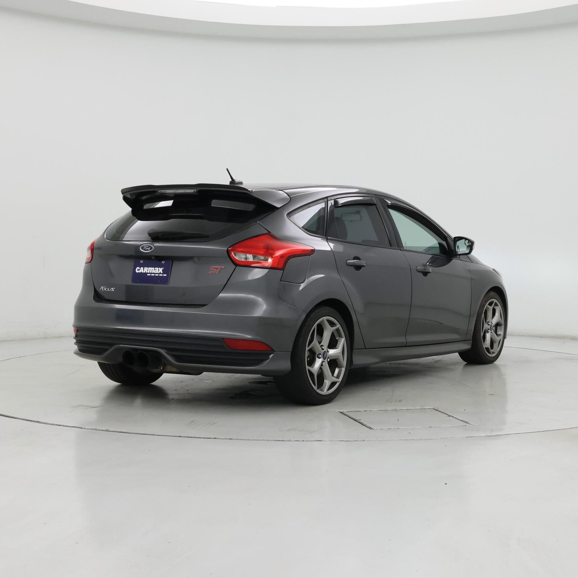 Thumbnail: 2018 Ford Focus - 8