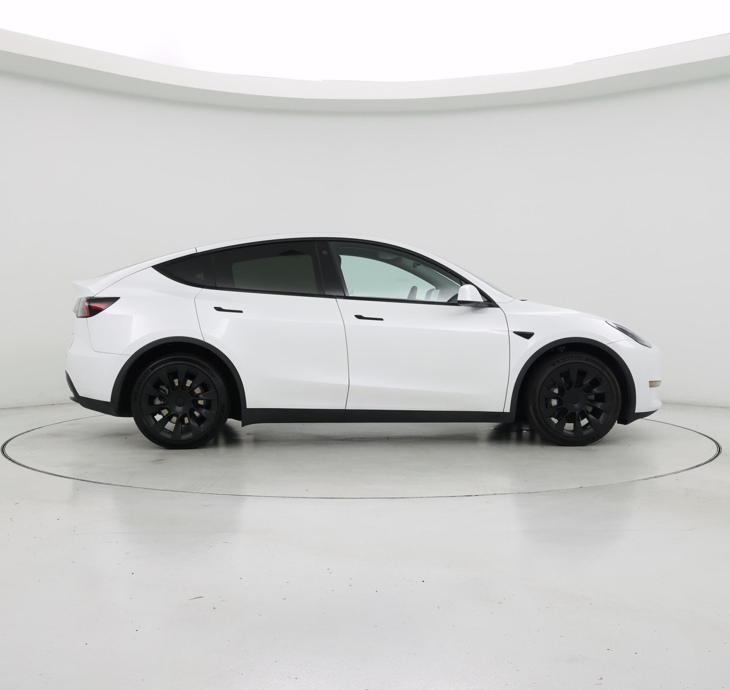 Thumbnail: 2023 Tesla Model Y - 7