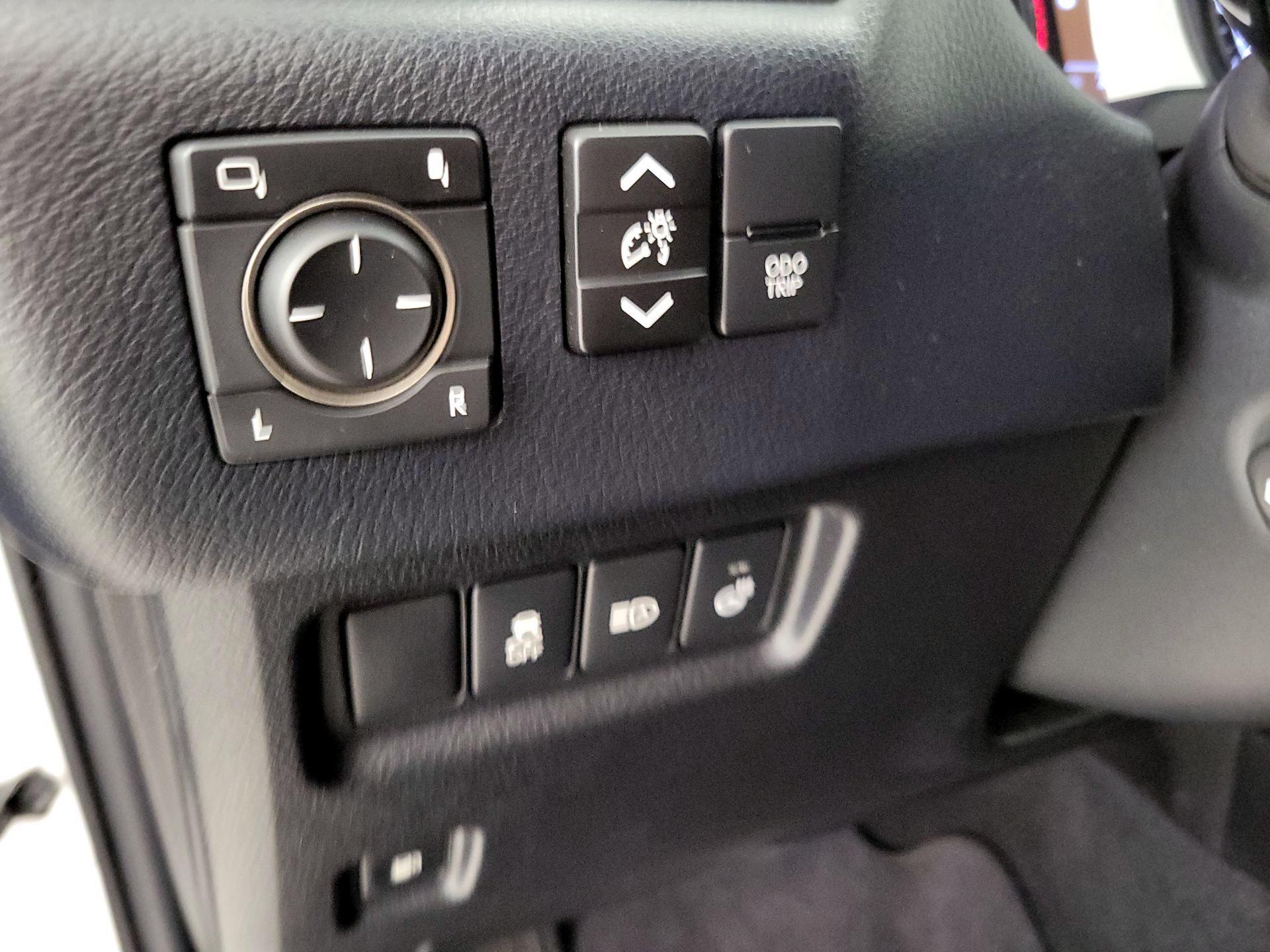 Thumbnail: 2023 Lexus GX - 13