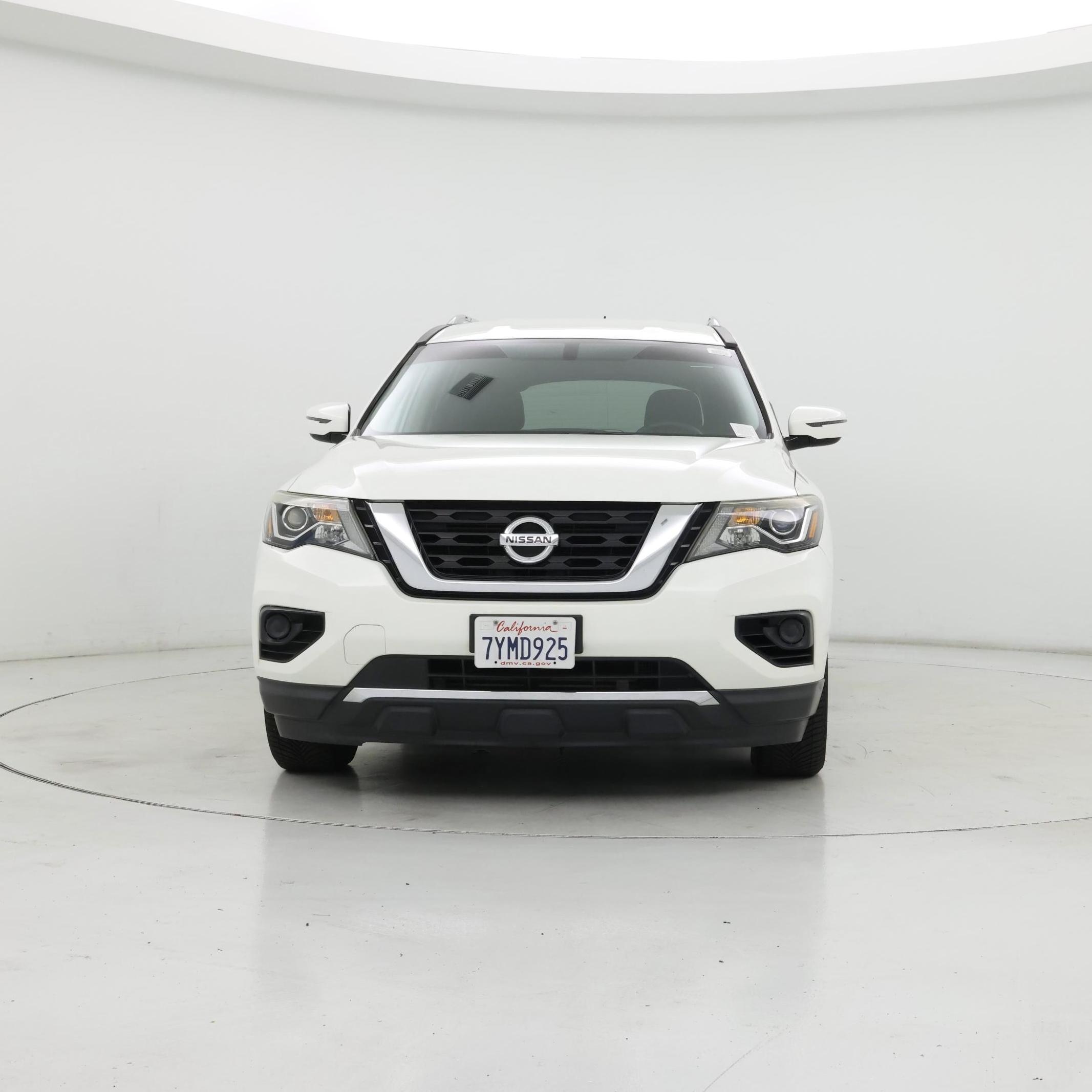 Thumbnail: 2017 Nissan Pathfinder - 5