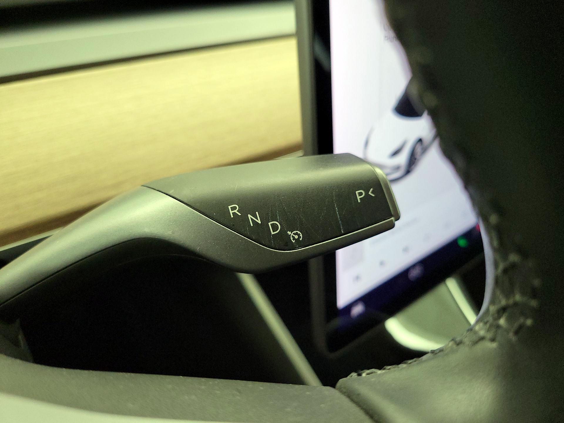 Thumbnail: 2018 Tesla Model 3 - 17