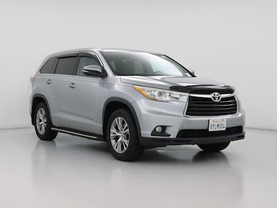 Silver 2016 Toyota Highlander LE Plus