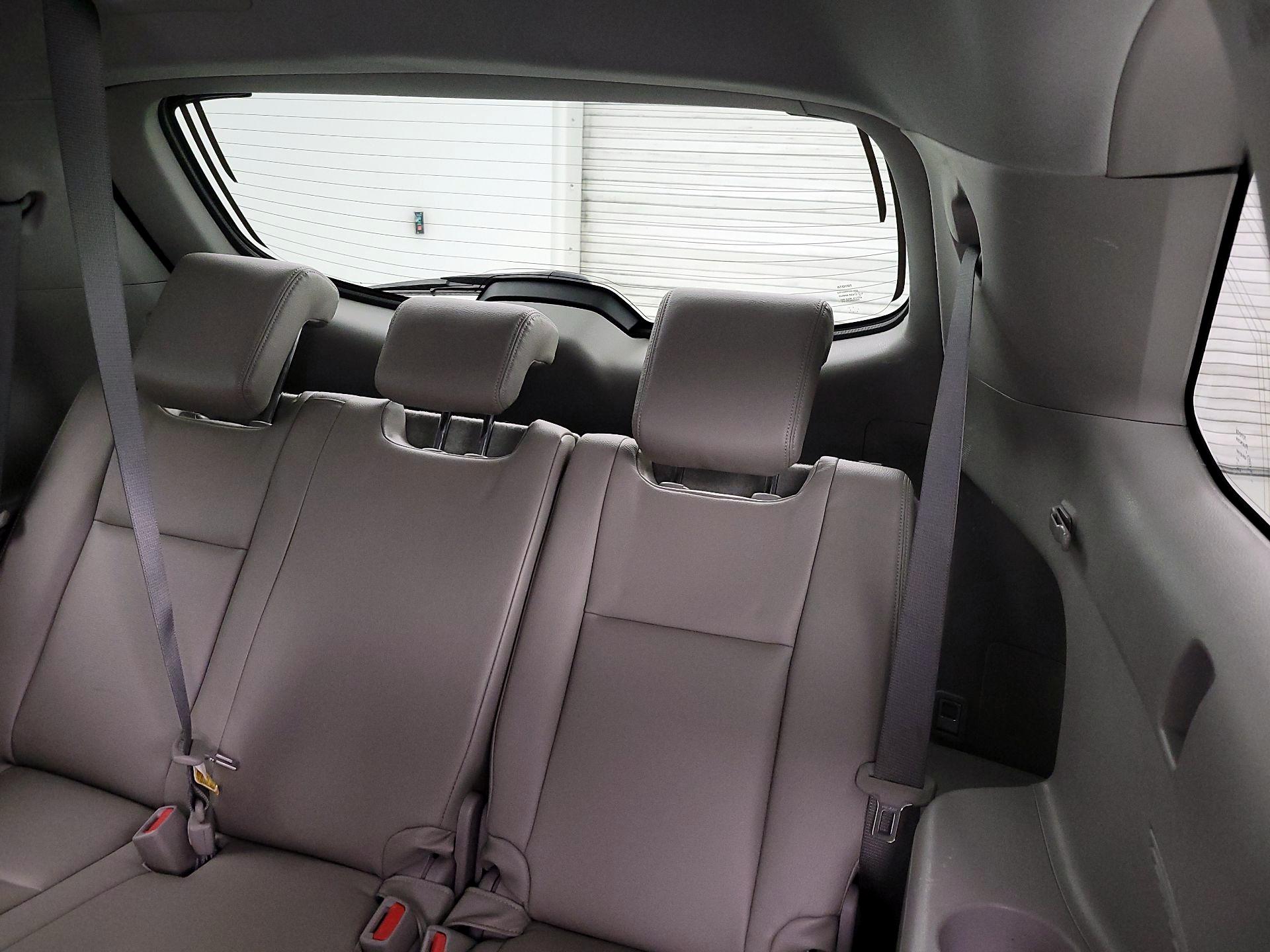 Thumbnail: 2016 Toyota Highlander - 20