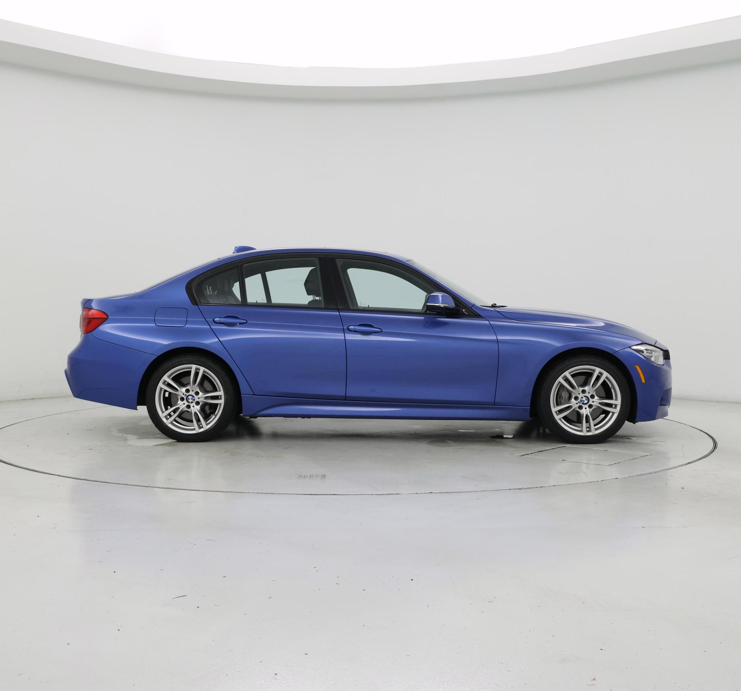 Thumbnail: 2016 BMW 3 Series - 7