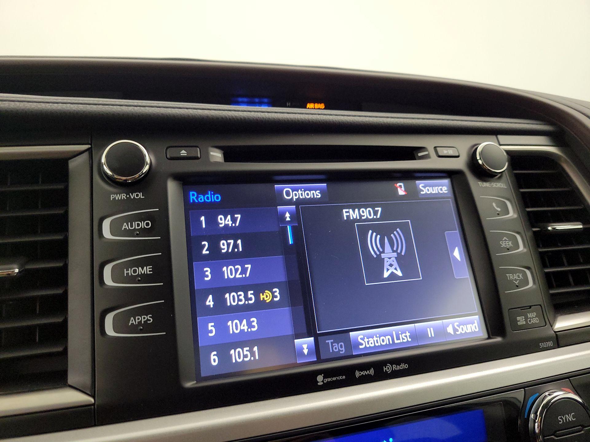 Thumbnail: 2019 Toyota Highlander - 16