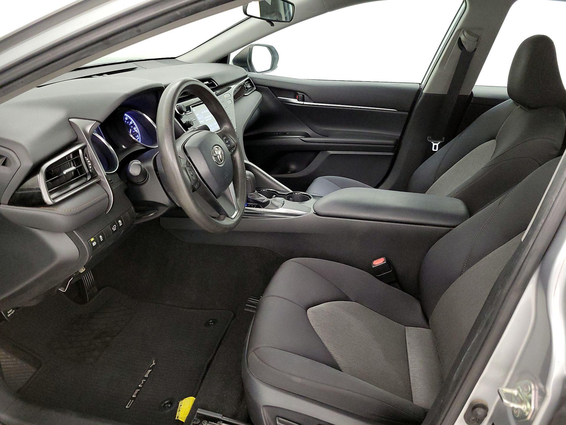 Thumbnail: 2019 Toyota Camry - 11