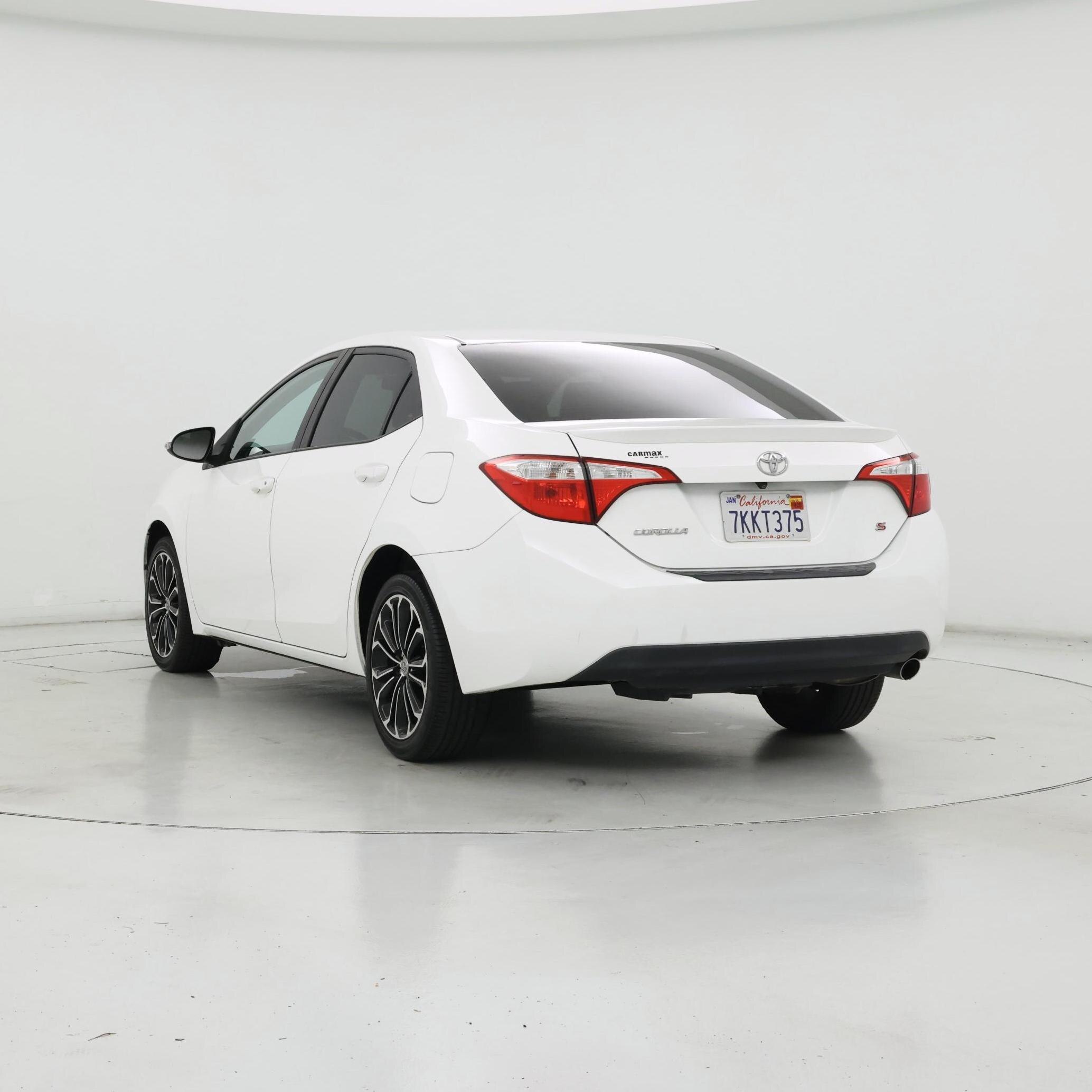 Thumbnail: 2015 Toyota Corolla - 2