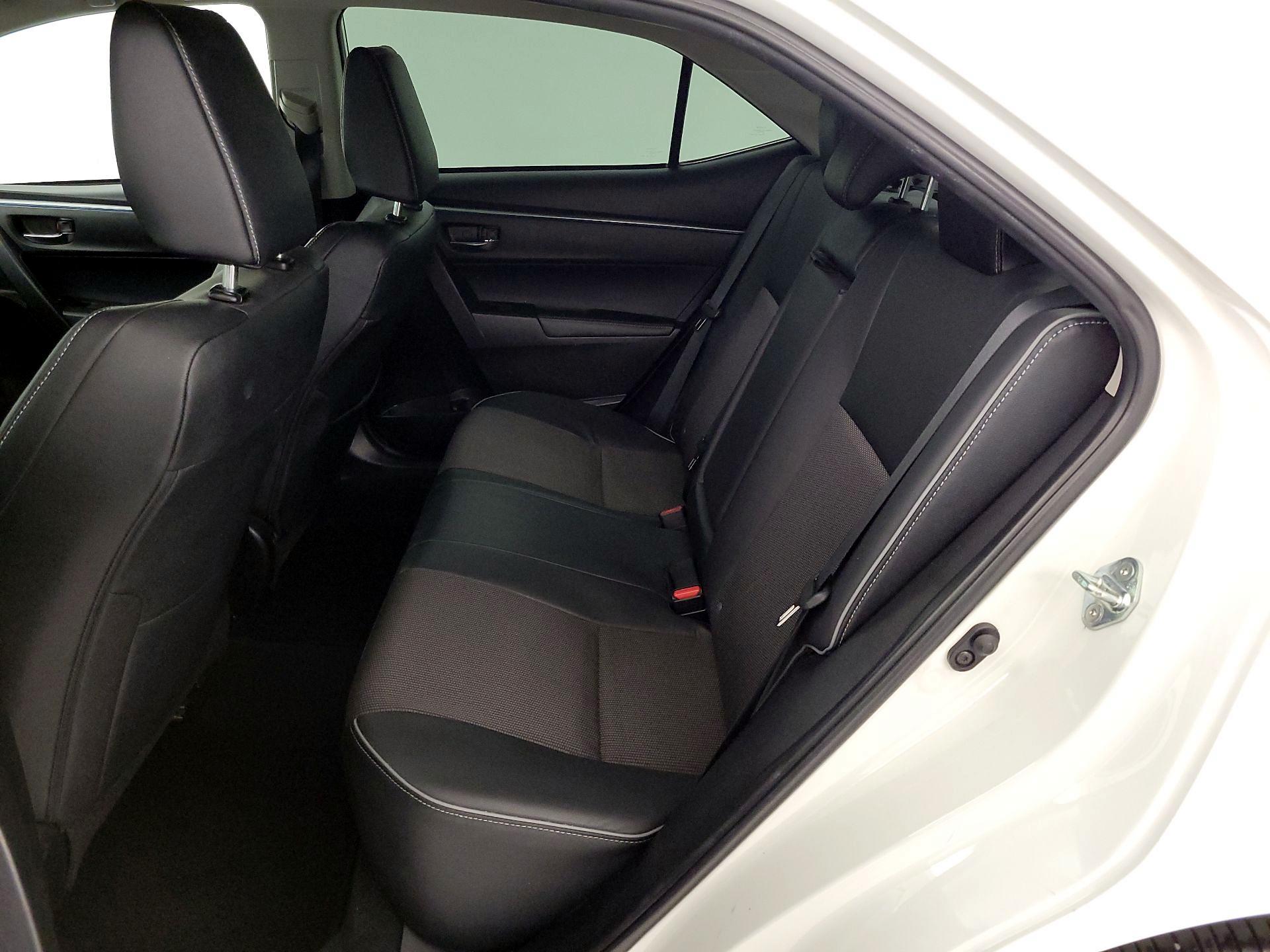 Thumbnail: 2015 Toyota Corolla - 19